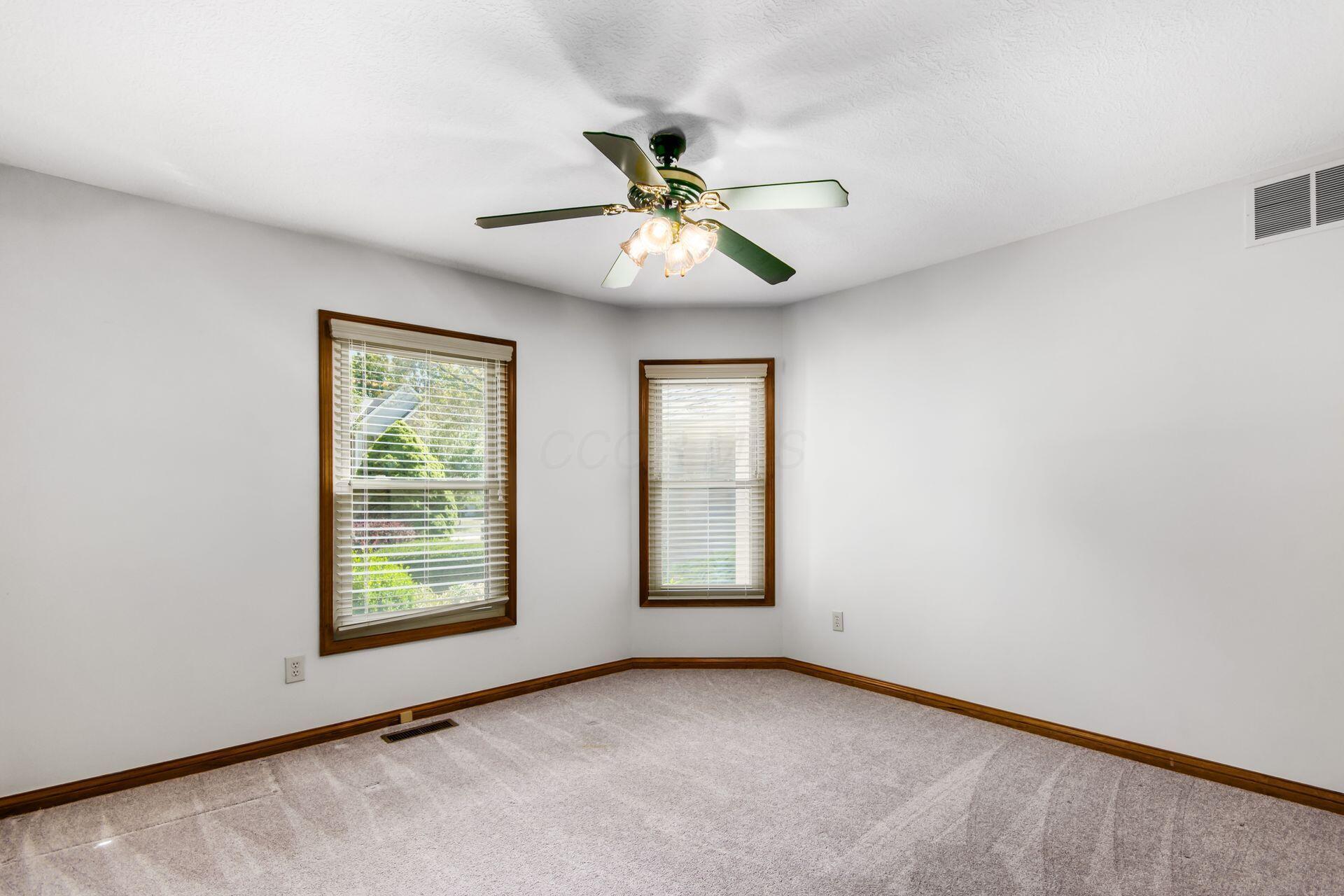 7633 Johntimm Court Property Photo 33