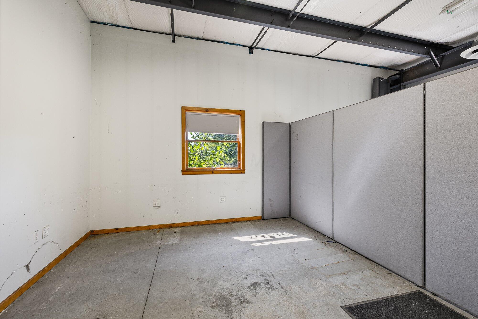 9500 Harding Highway E Property Photo 29