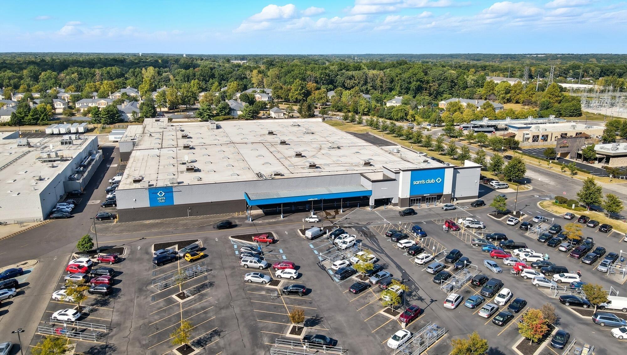 4849 Pleasant Woods Court Property Photo 4