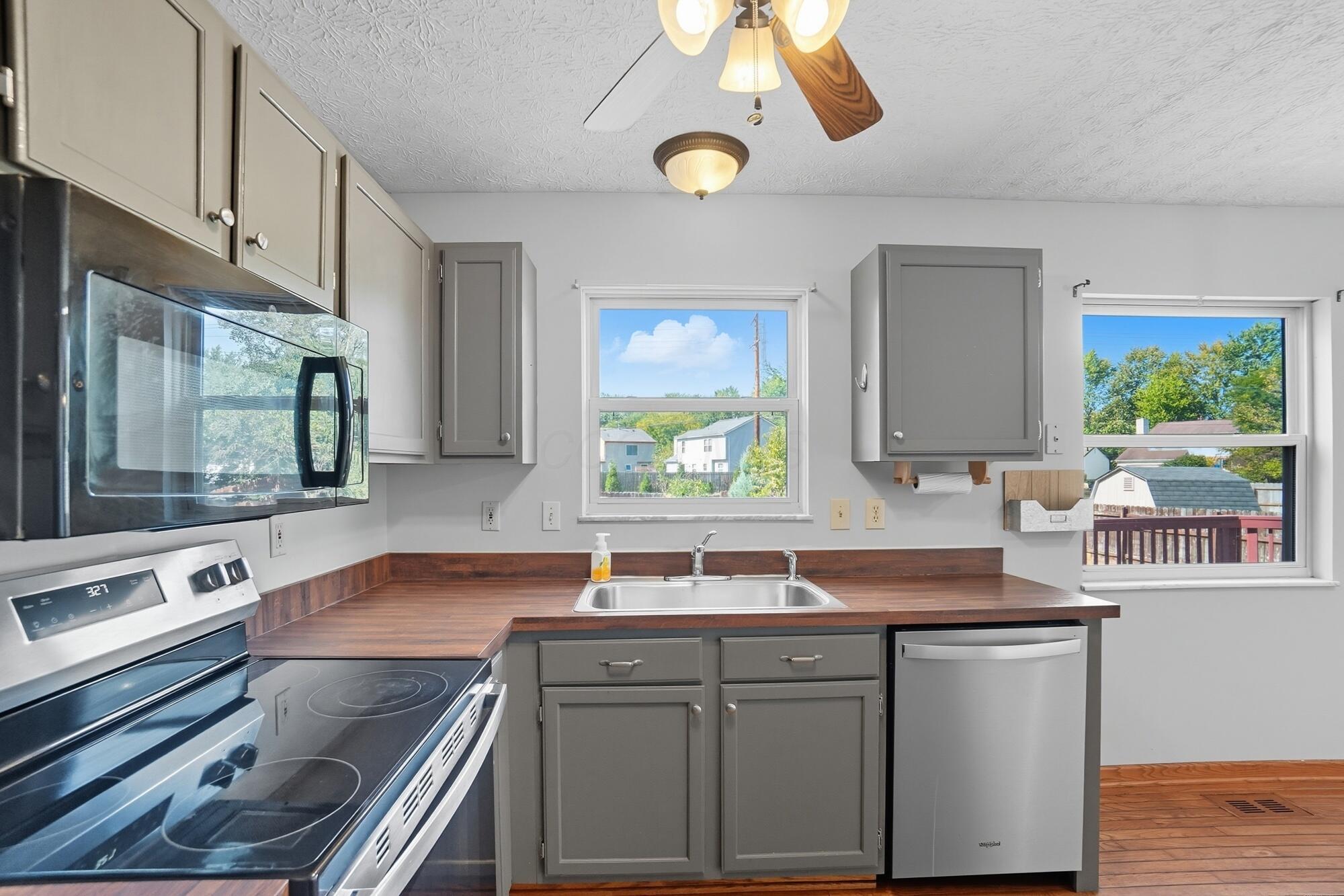 4849 Pleasant Woods Court Property Photo 24