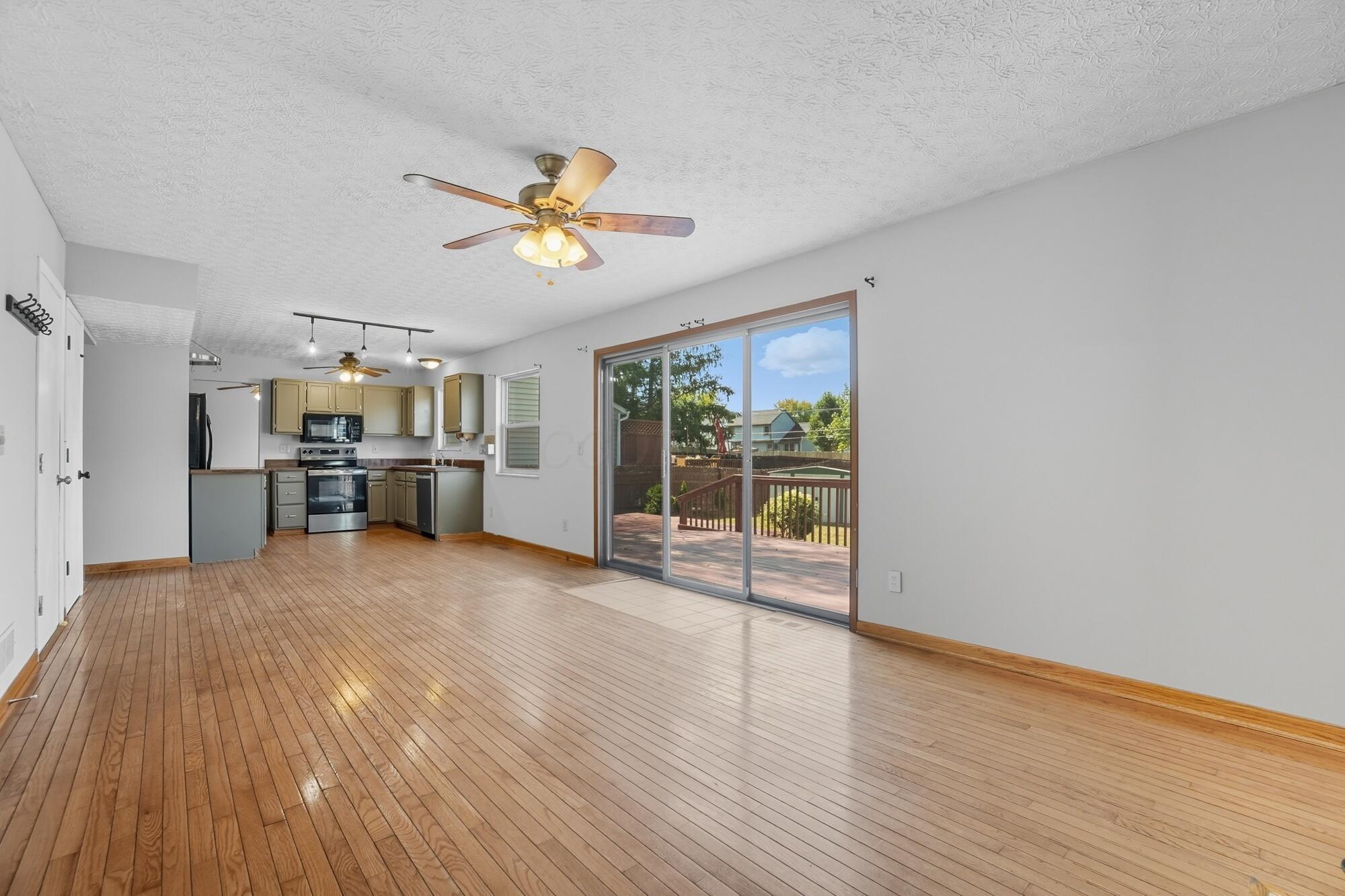 4849 Pleasant Woods Court Property Photo 28