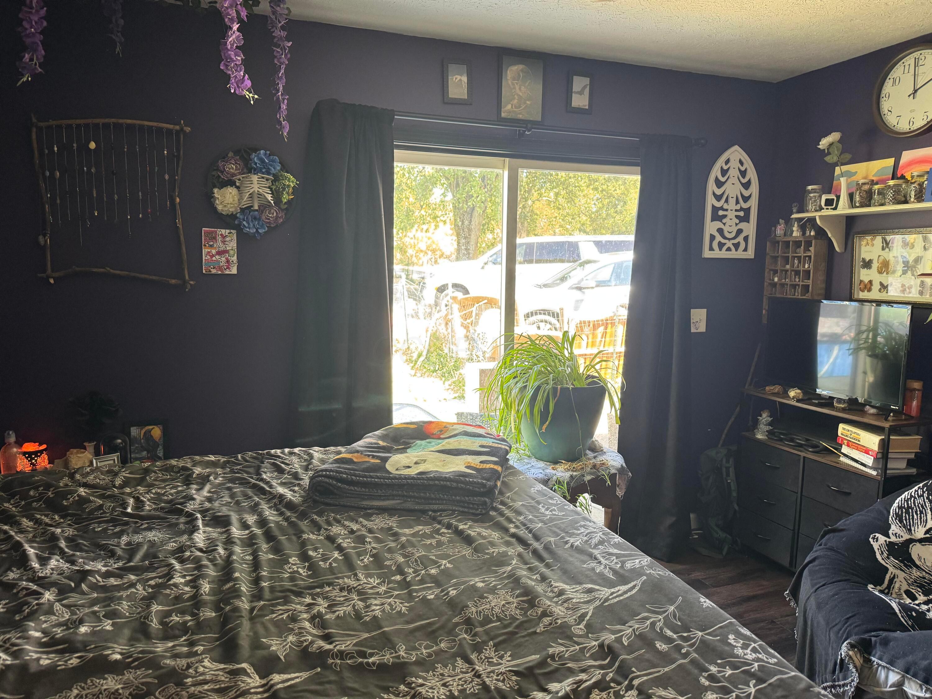 10423 Columbus Street Property Photo 6