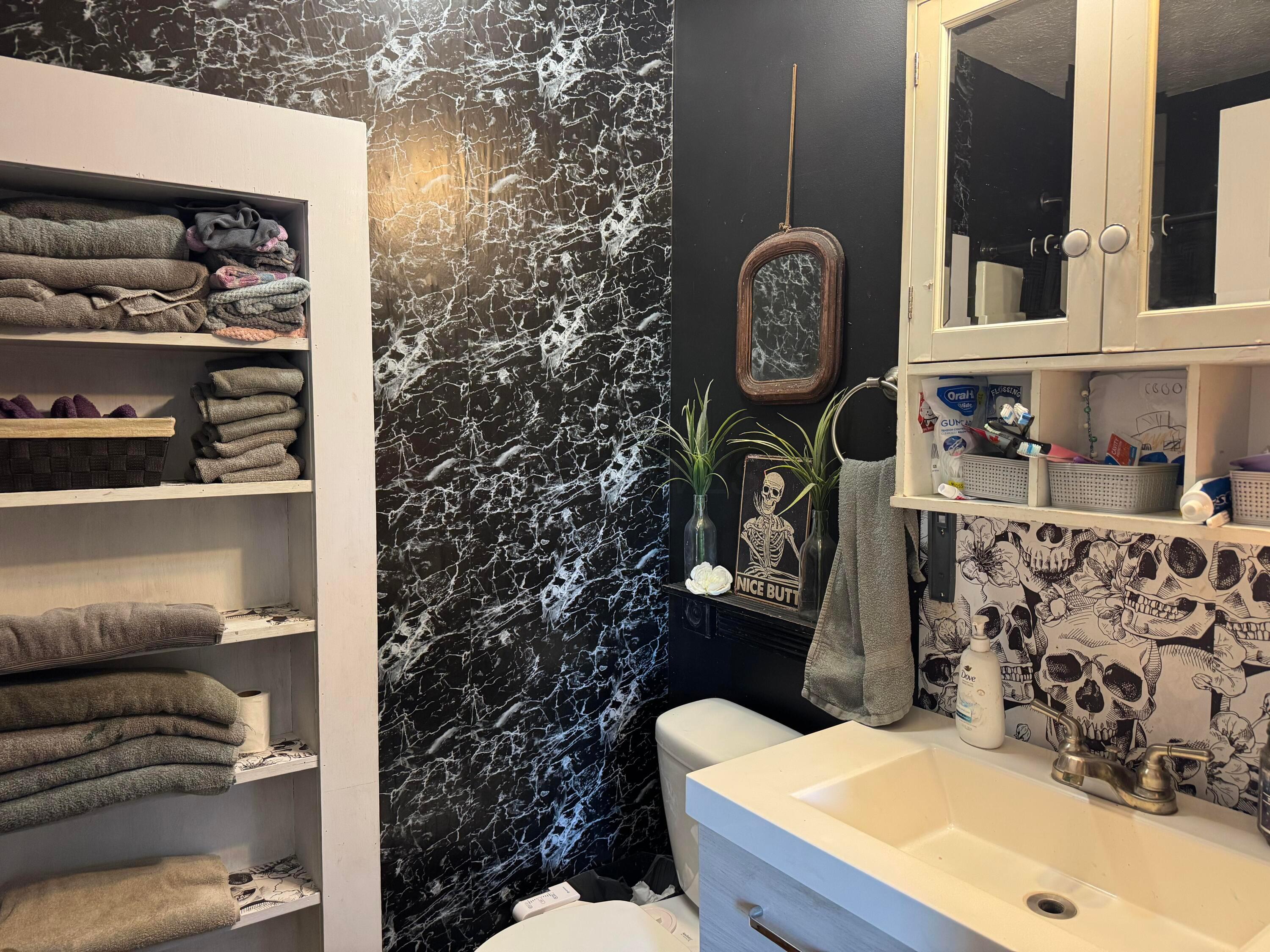 10423 Columbus Street Property Photo 9