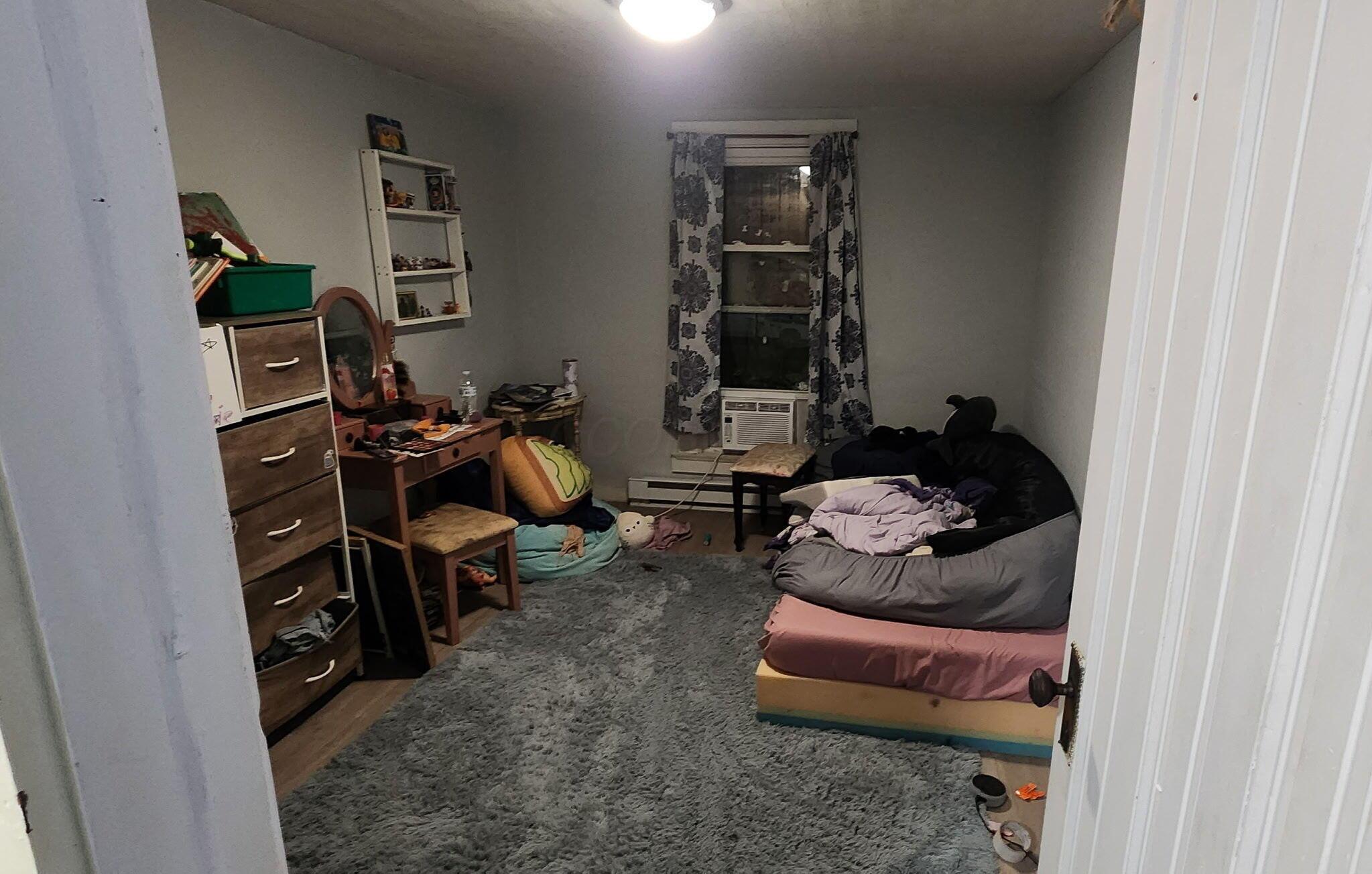 10423 Columbus Street Property Photo 10