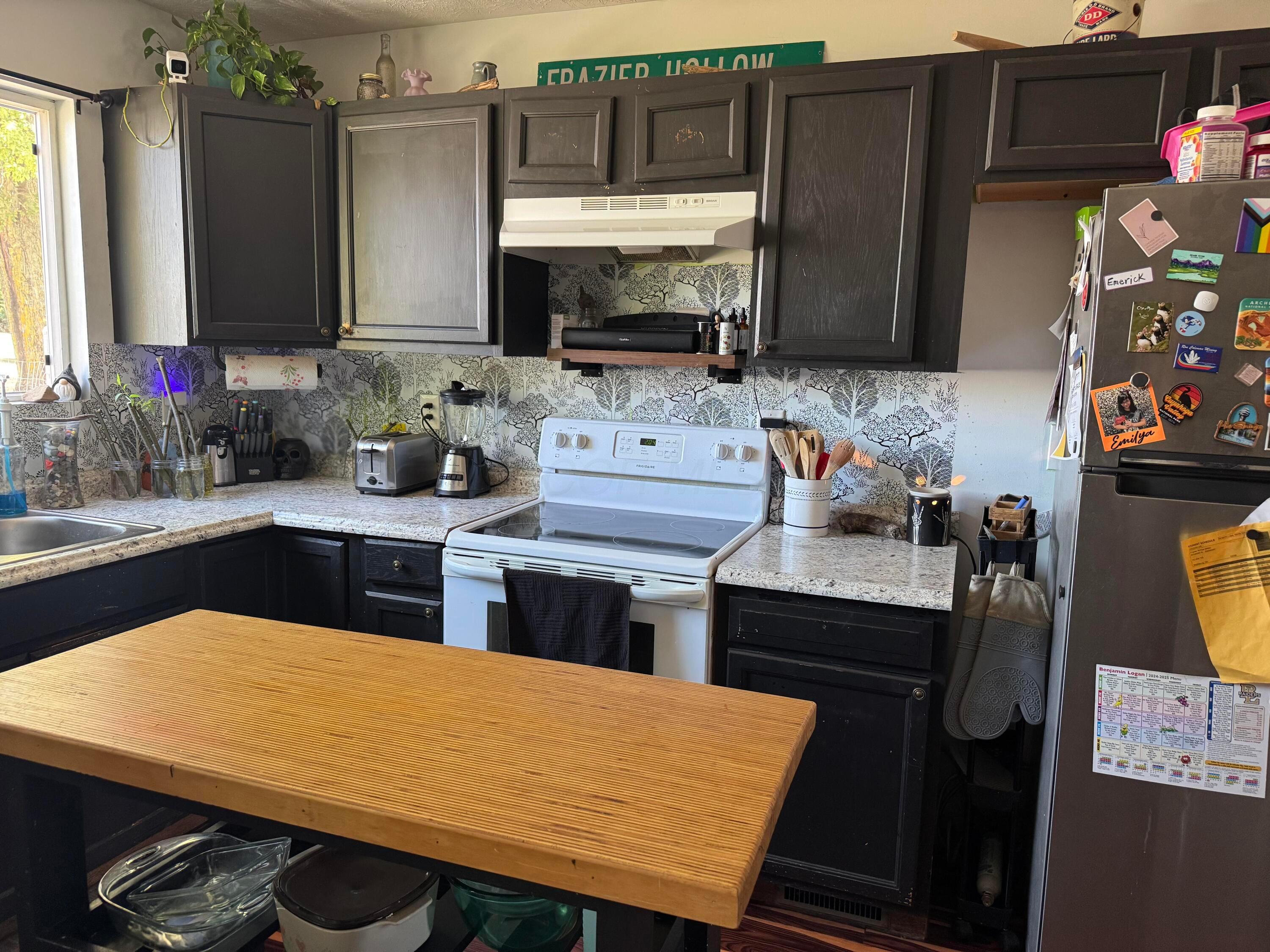 10423 Columbus Street Property Photo 16