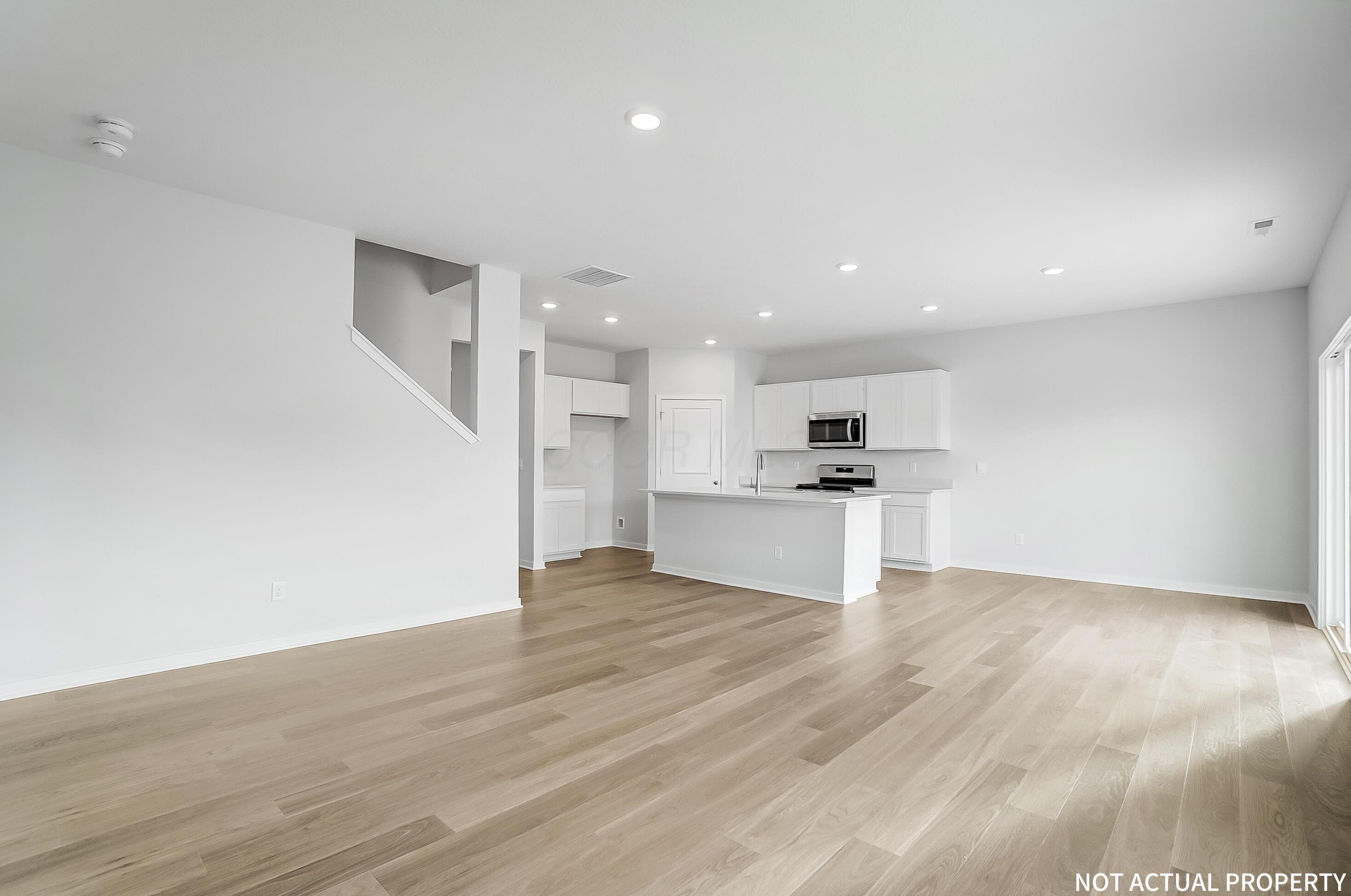 165 Lorrimore Drive Property Photo 6