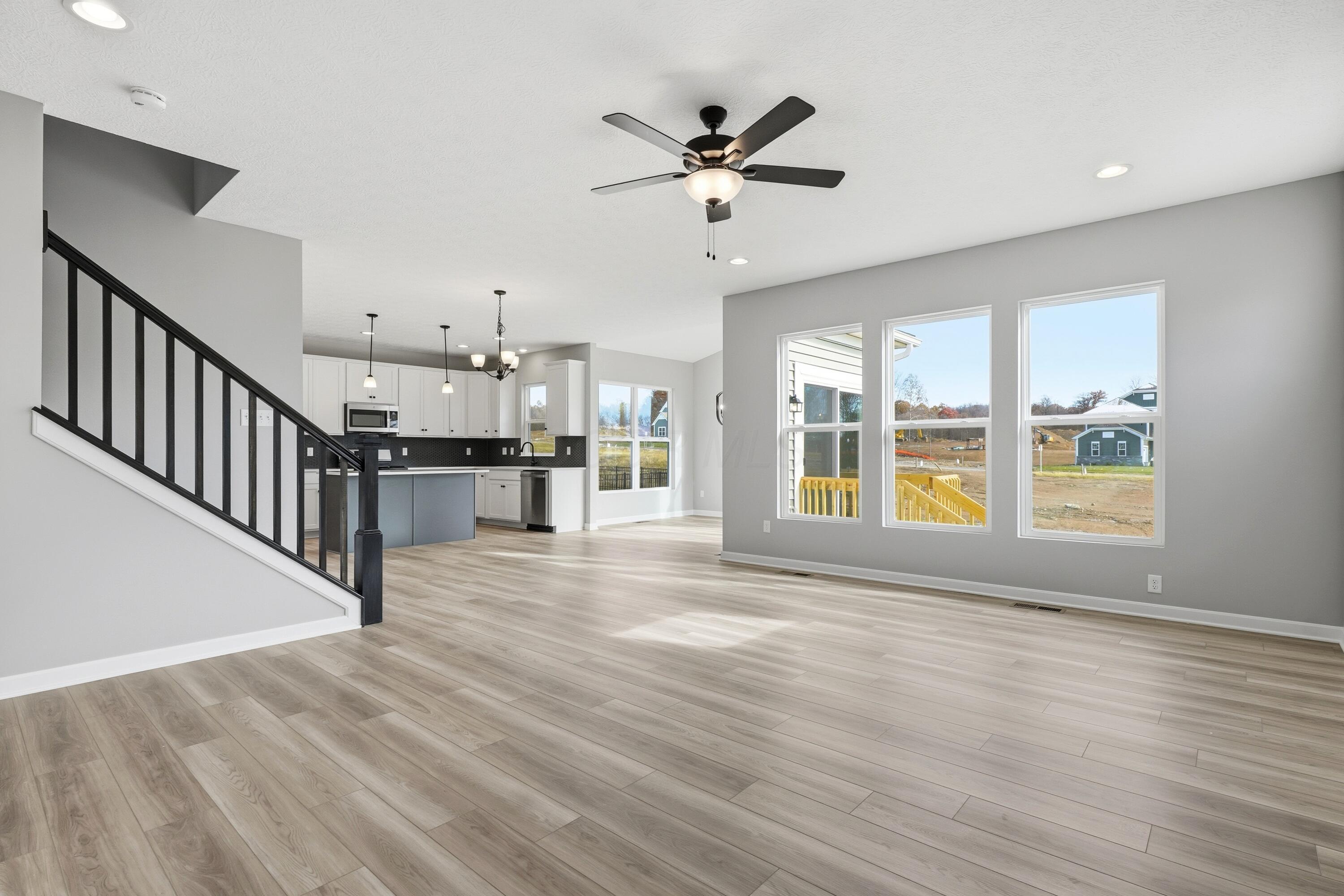 309 Reign Way Property Photo 8