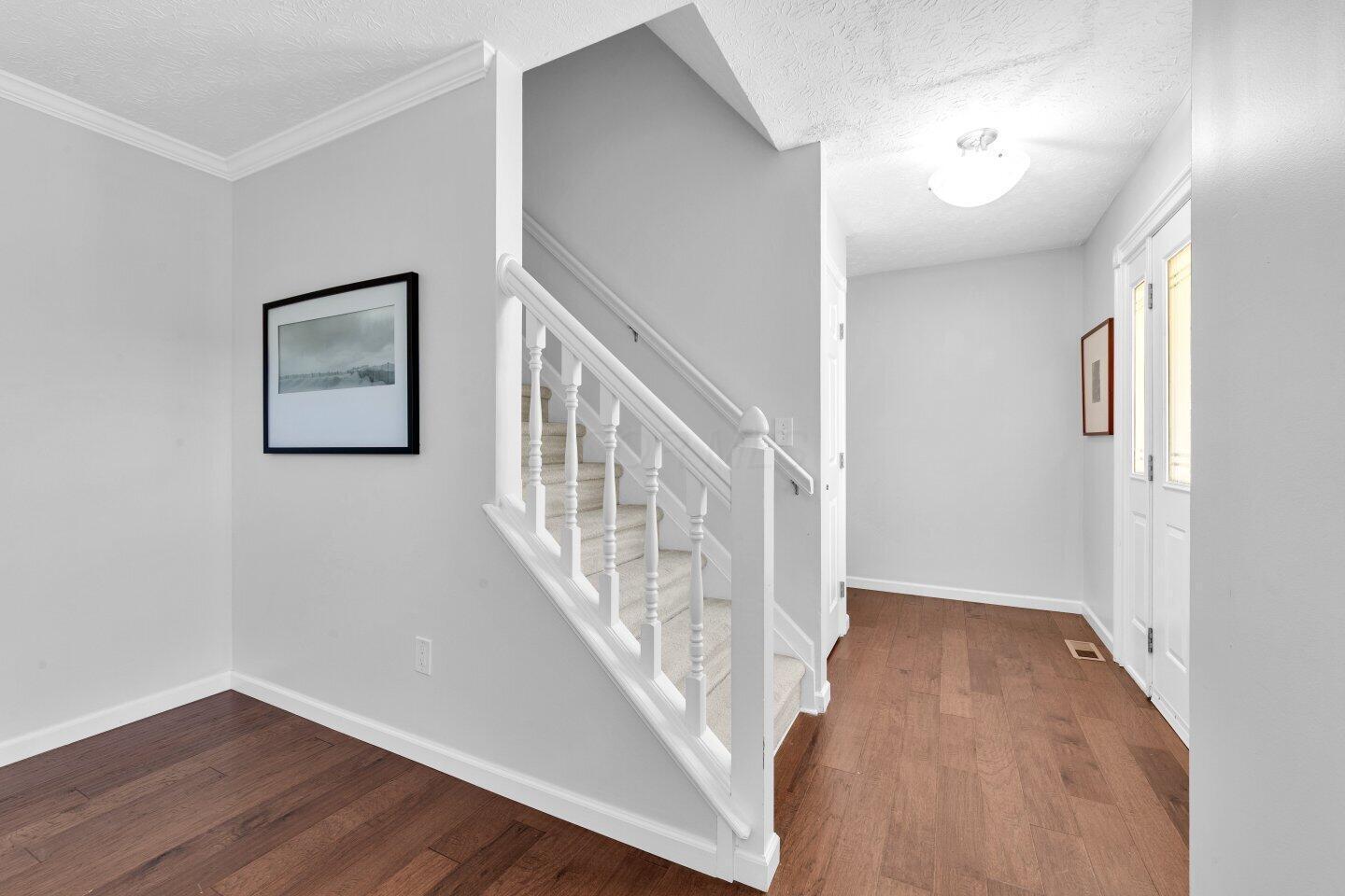 5769 Burntwood Way Property Photo 6