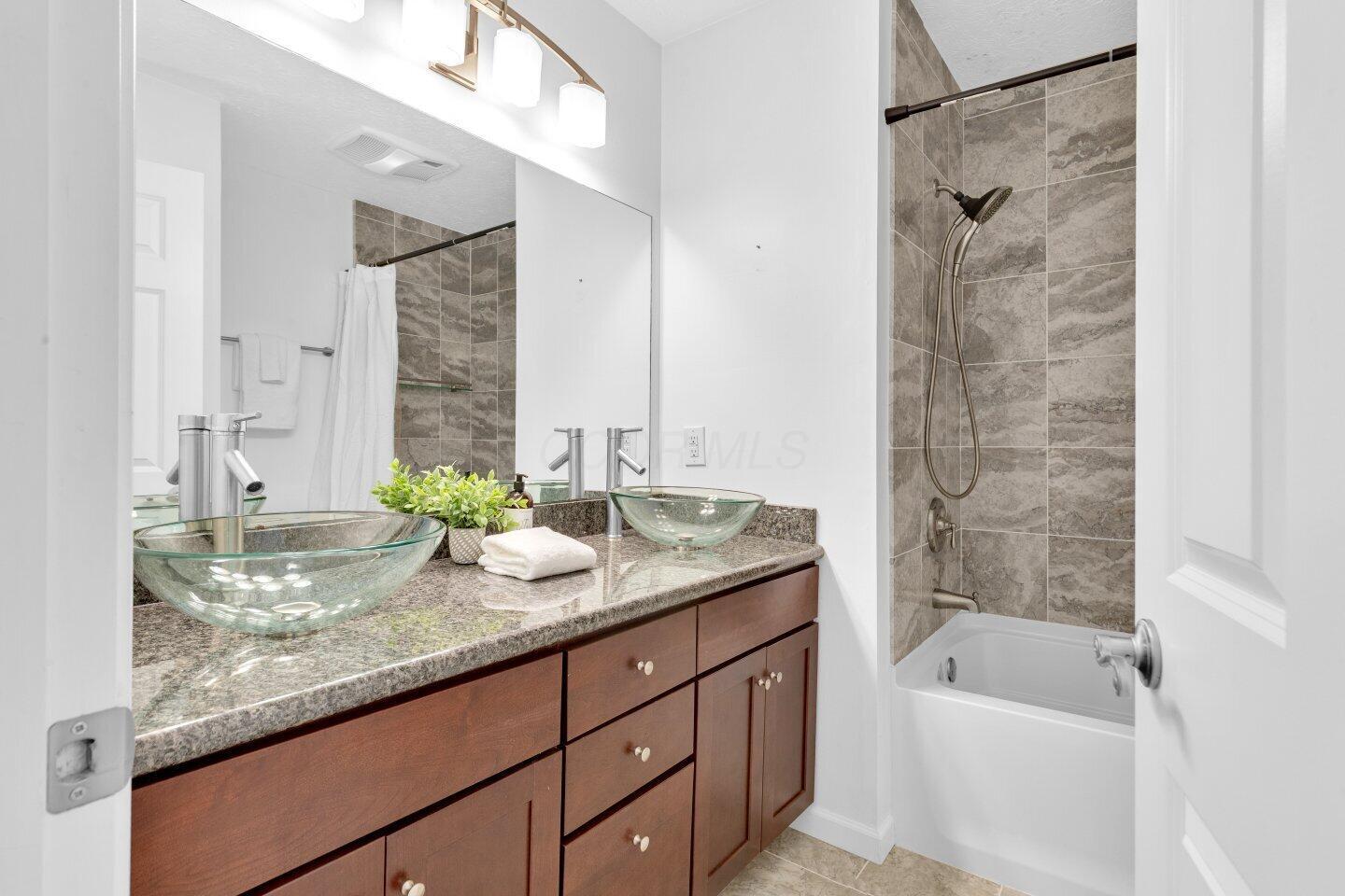 5769 Burntwood Way Property Photo 22