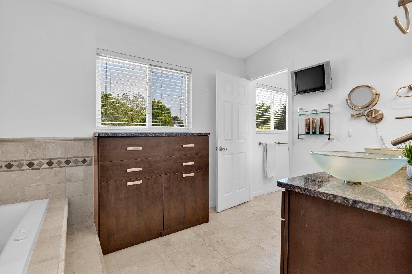 5769 Burntwood Way Property Photo 28