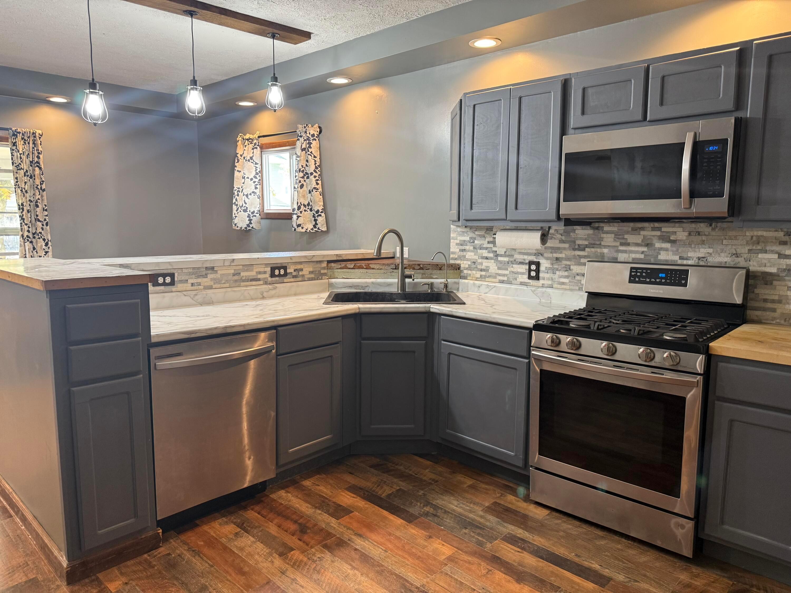164 Clover Avenue Property Photo 4