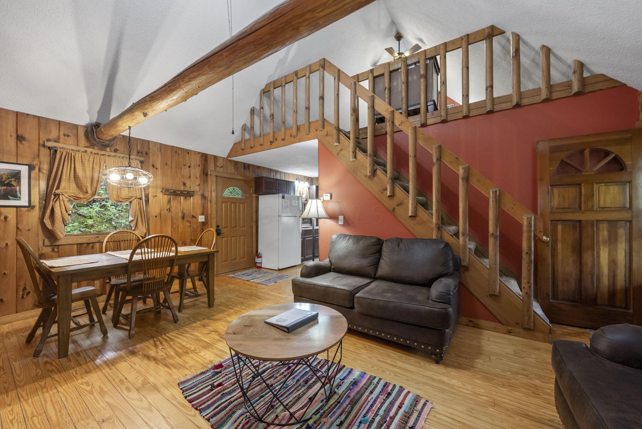 14811 Burcham Road Property Photo 5