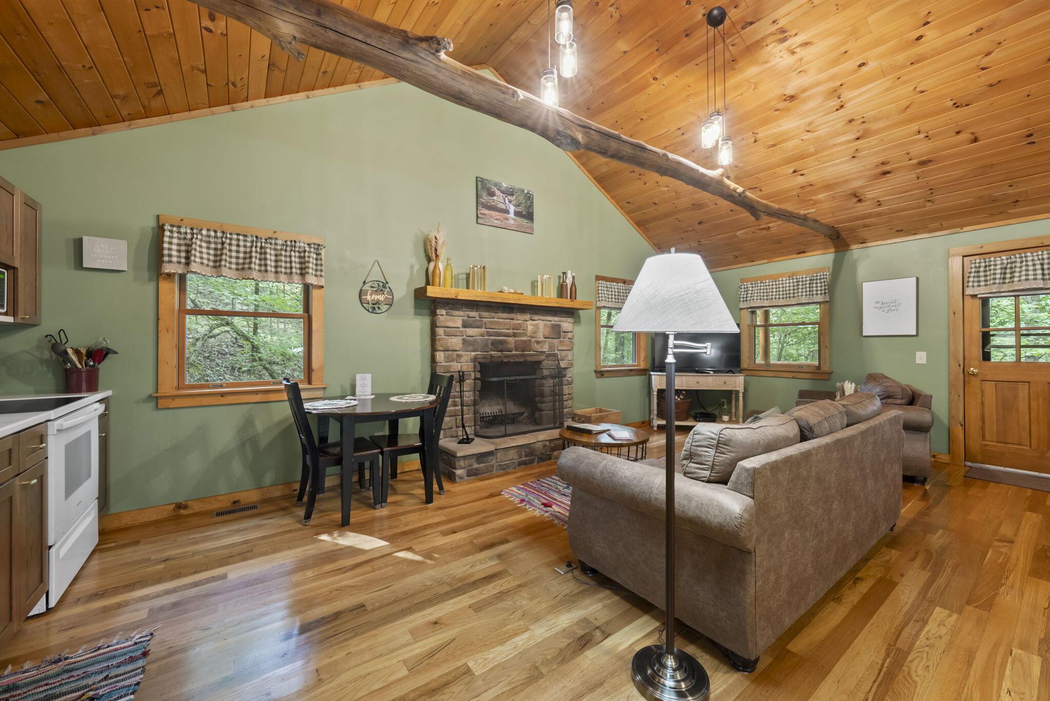 14811 Burcham Road Property Photo 25