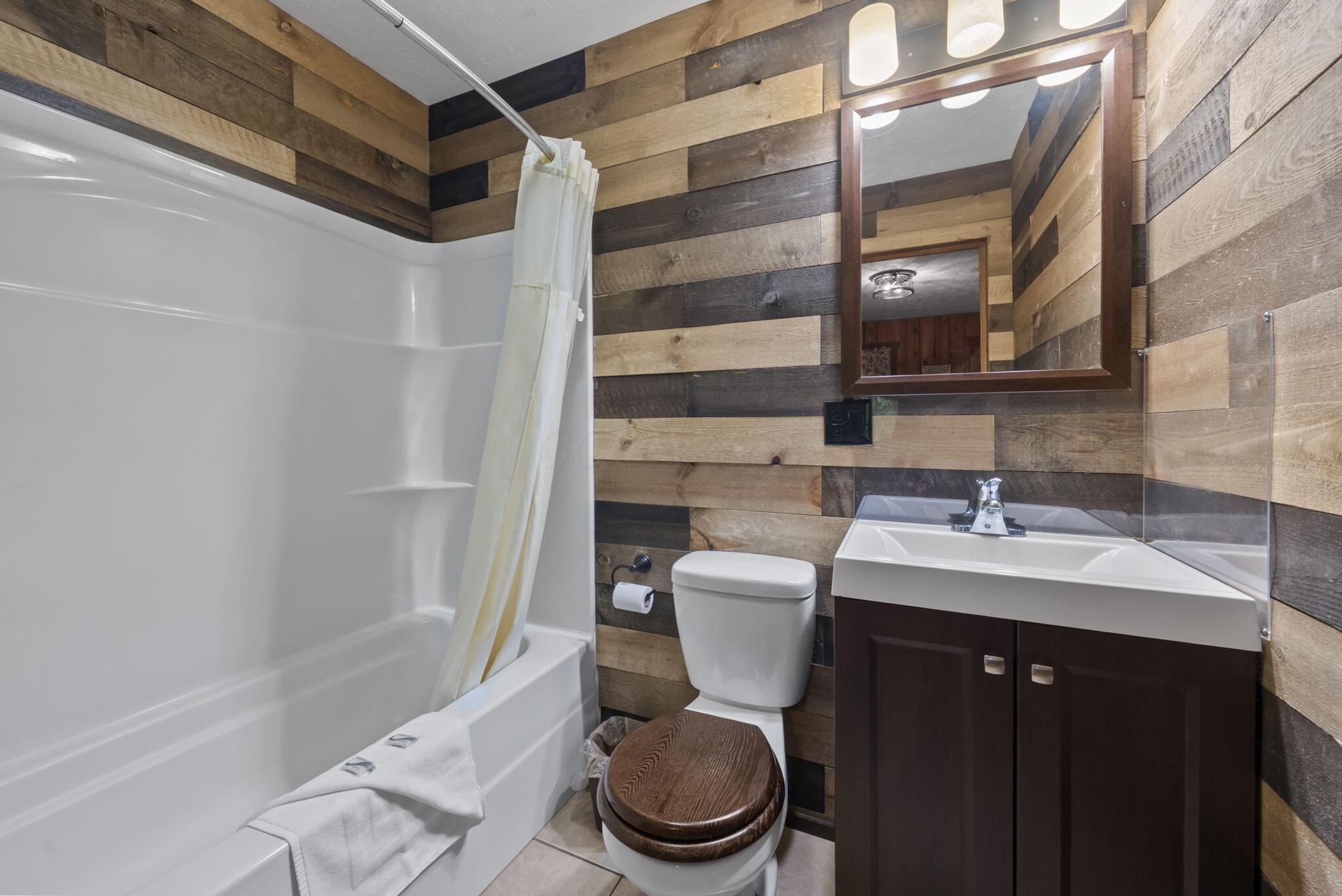 14811 Burcham Road Property Photo 54