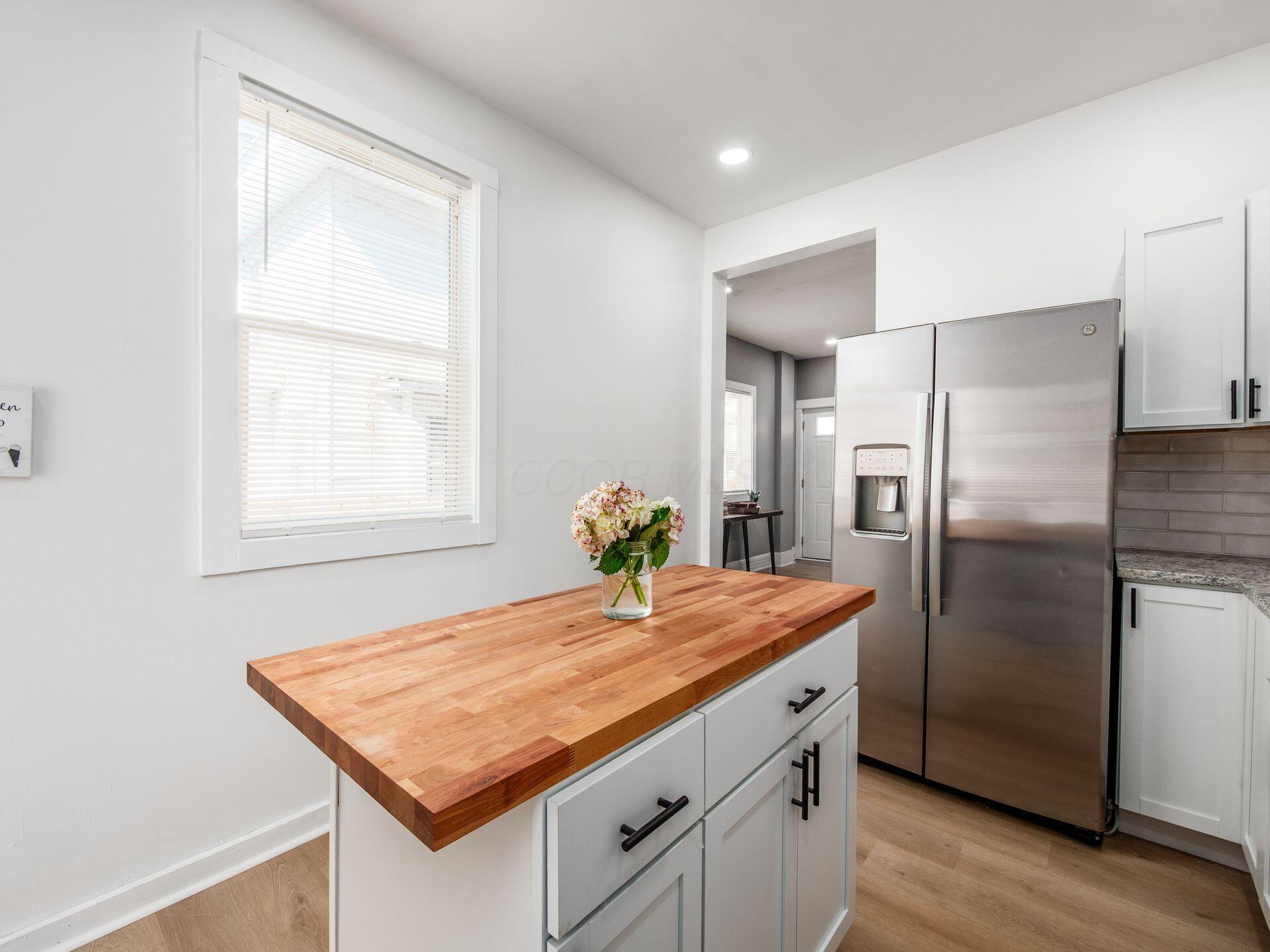 273 Avondale Avenue Property Photo 9