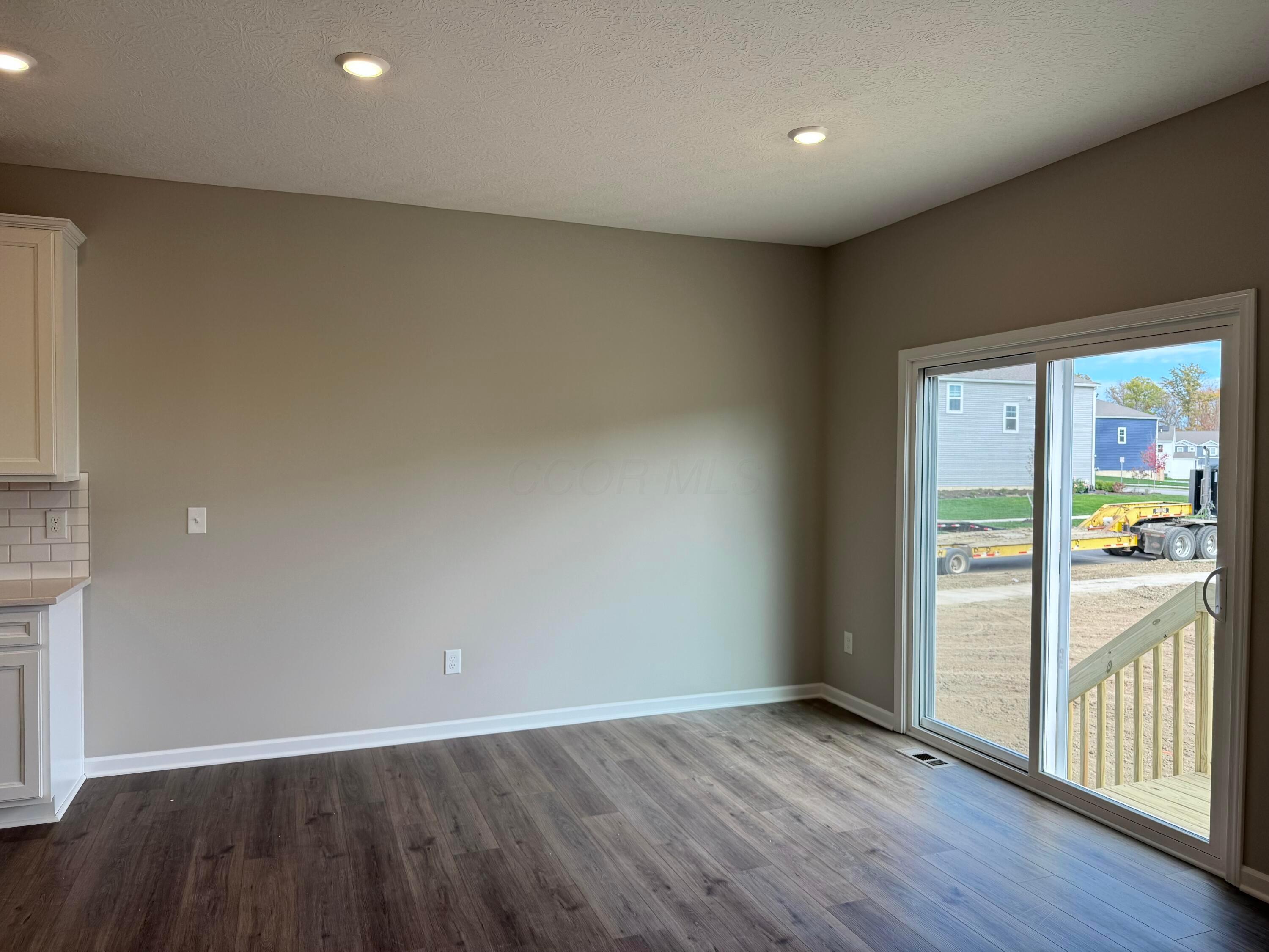 490 Penwell Drive, Lot 13901 Property Photo 32