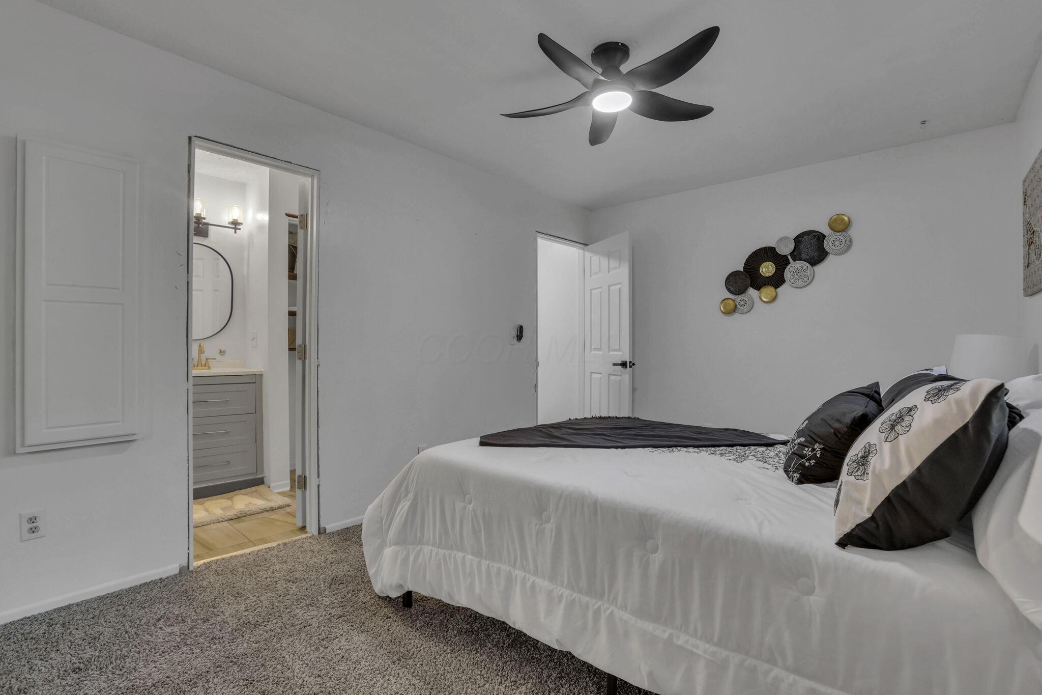 502 Foxtrail Circle E Property Photo 12