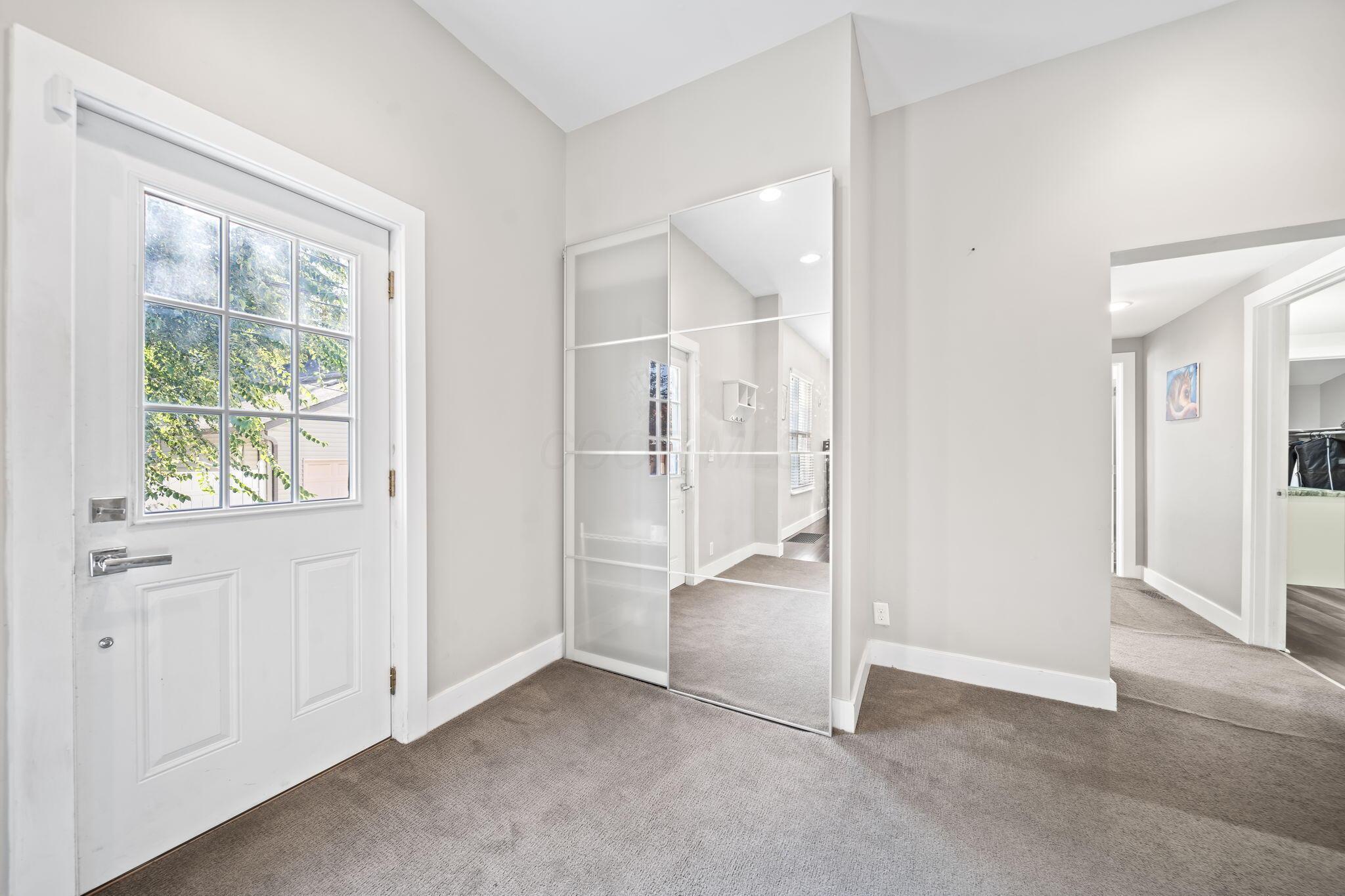 475 W 2nd Avenue Property Photo 24