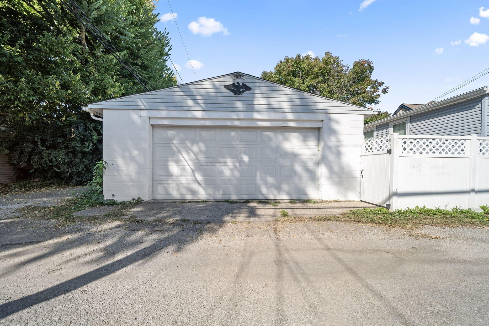 475 W 2nd Avenue Property Photo 46