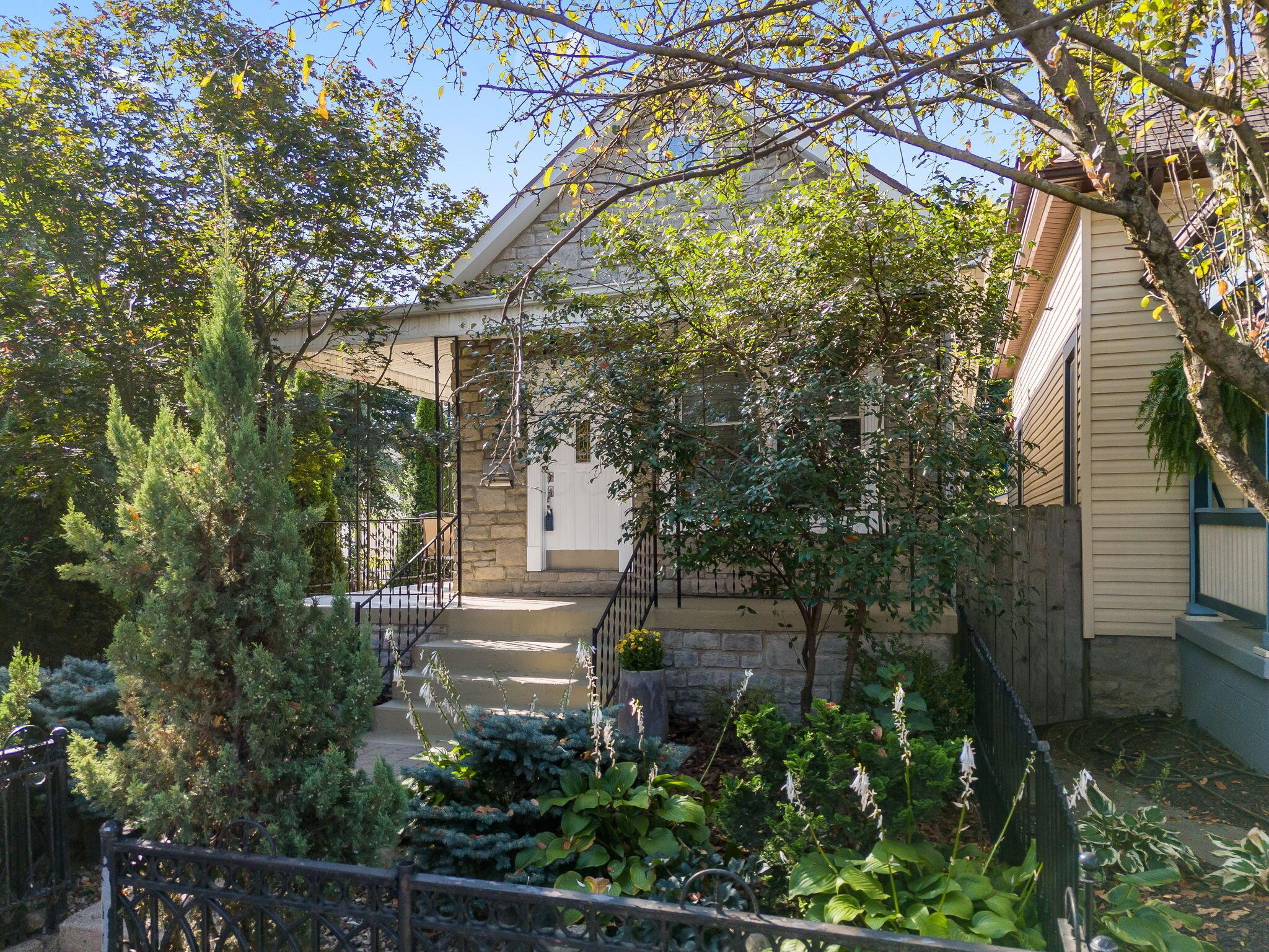 475 W 2nd Avenue Property Photo 59