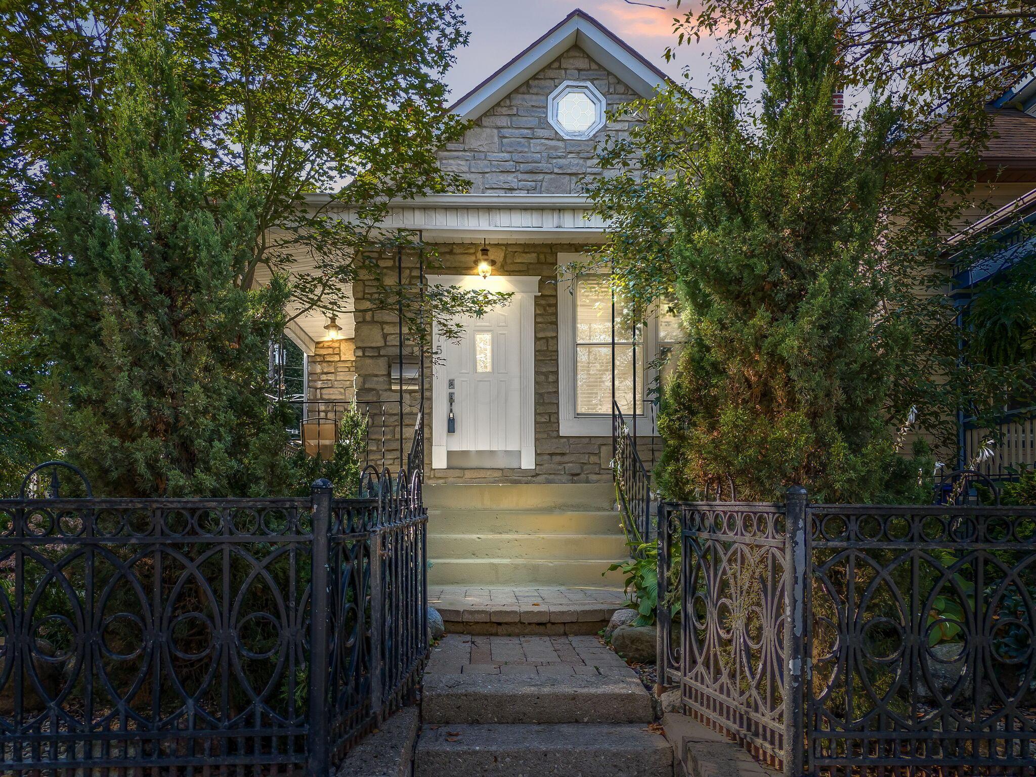 475 W 2nd Avenue Property Photo 66