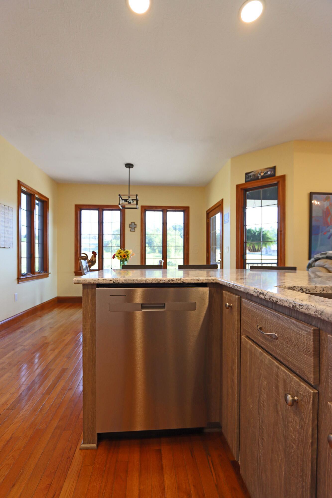 216 Patrick Avenue Property Photo 44