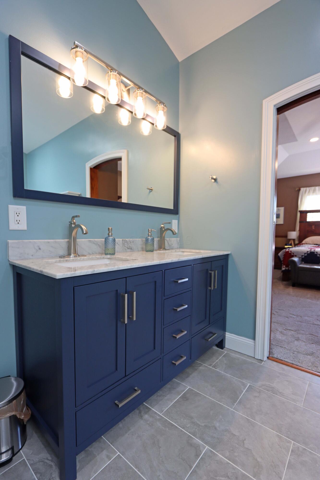 216 Patrick Avenue Property Photo 60