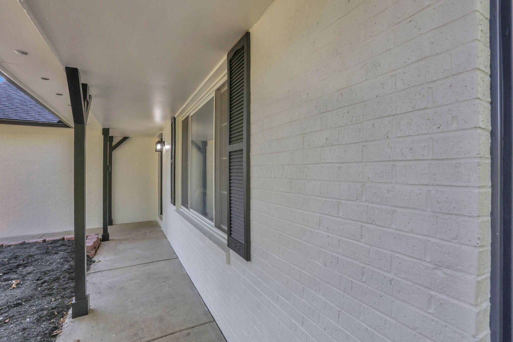 210 W Columbus Street Property Photo 7