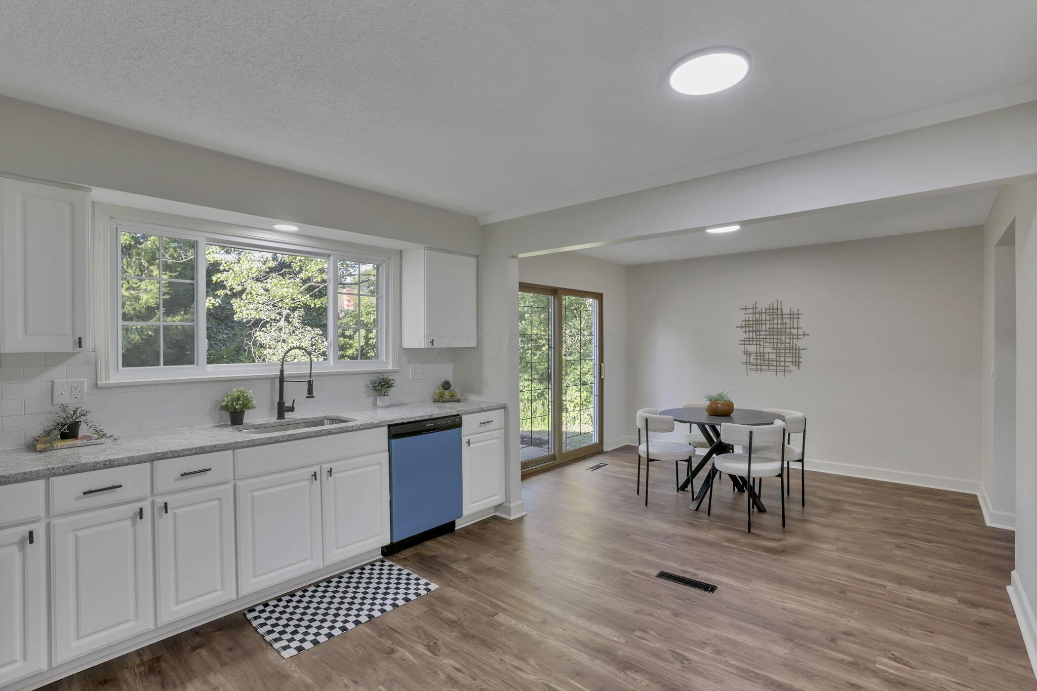 210 W Columbus Street Property Photo 20