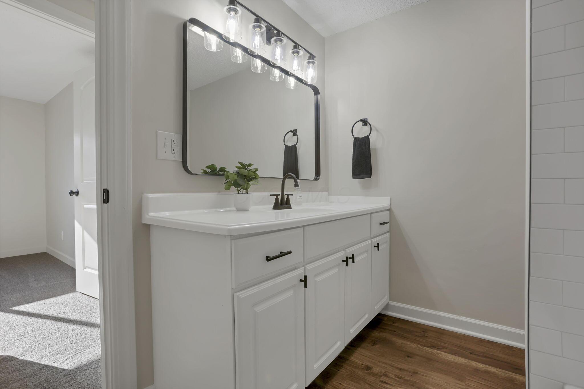 210 W Columbus Street Property Photo 28