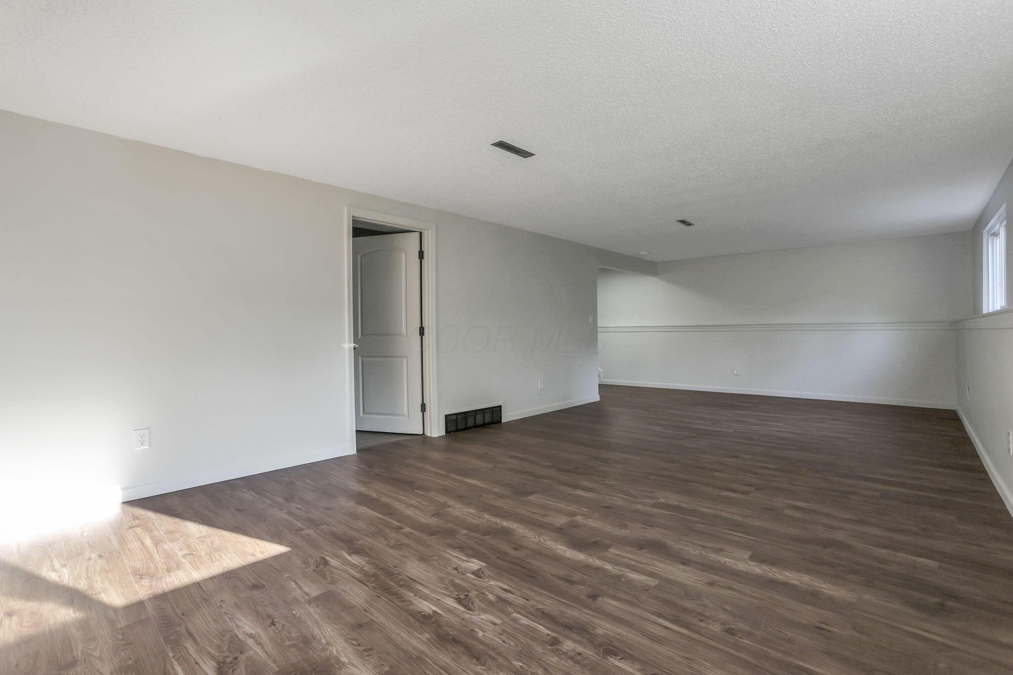 210 W Columbus Street Property Photo 34