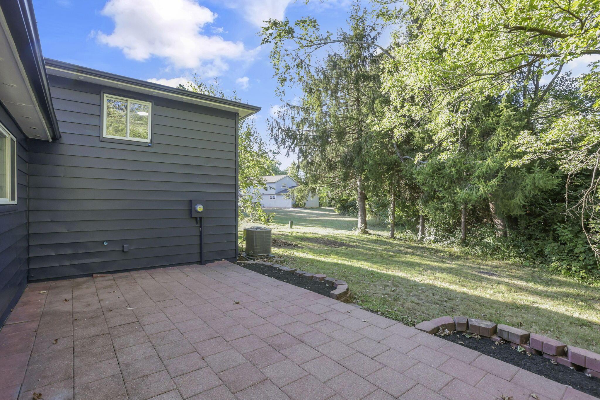 210 W Columbus Street Property Photo 45