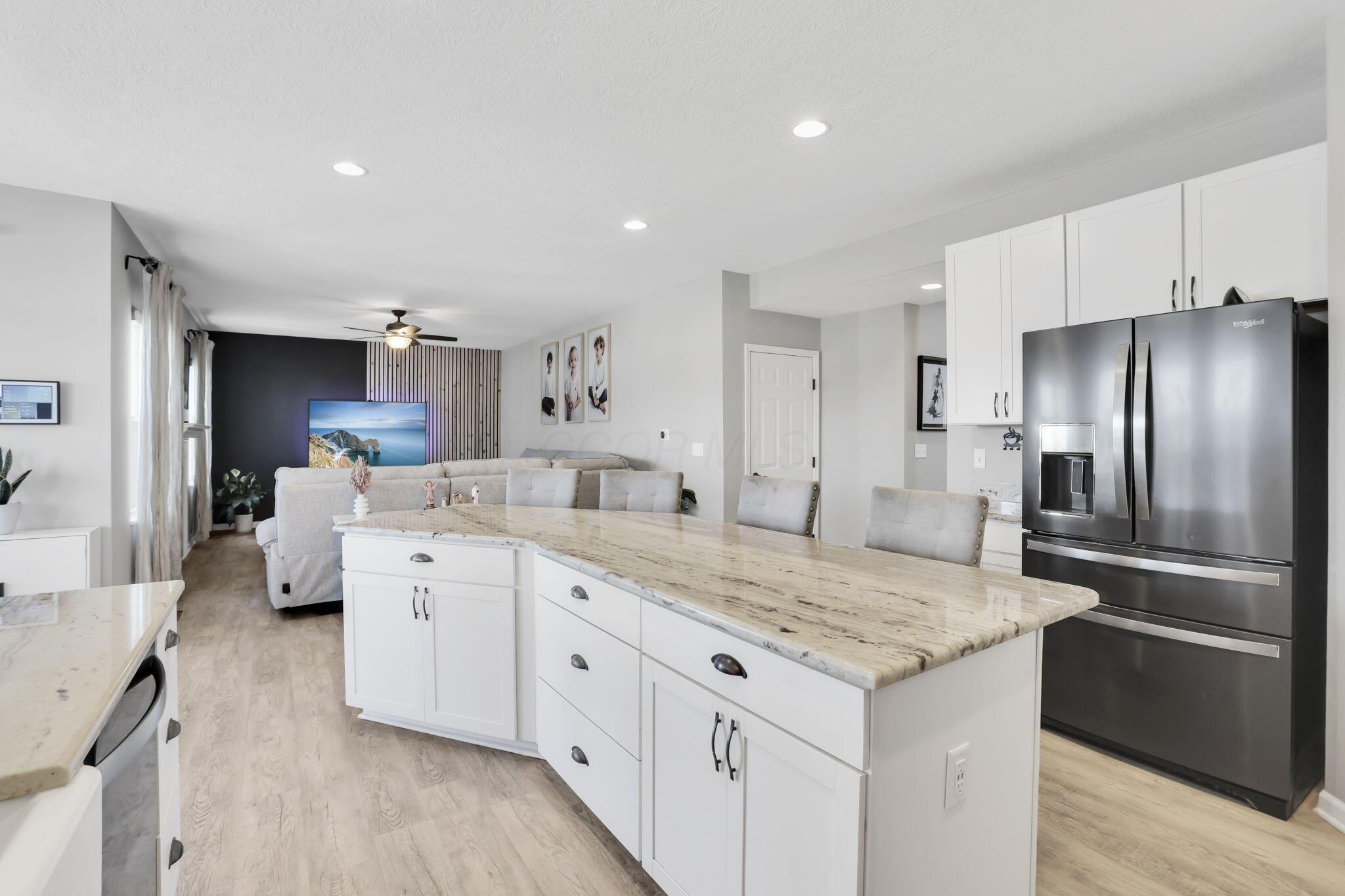 958 Thorn Hill Place Property Photo 10