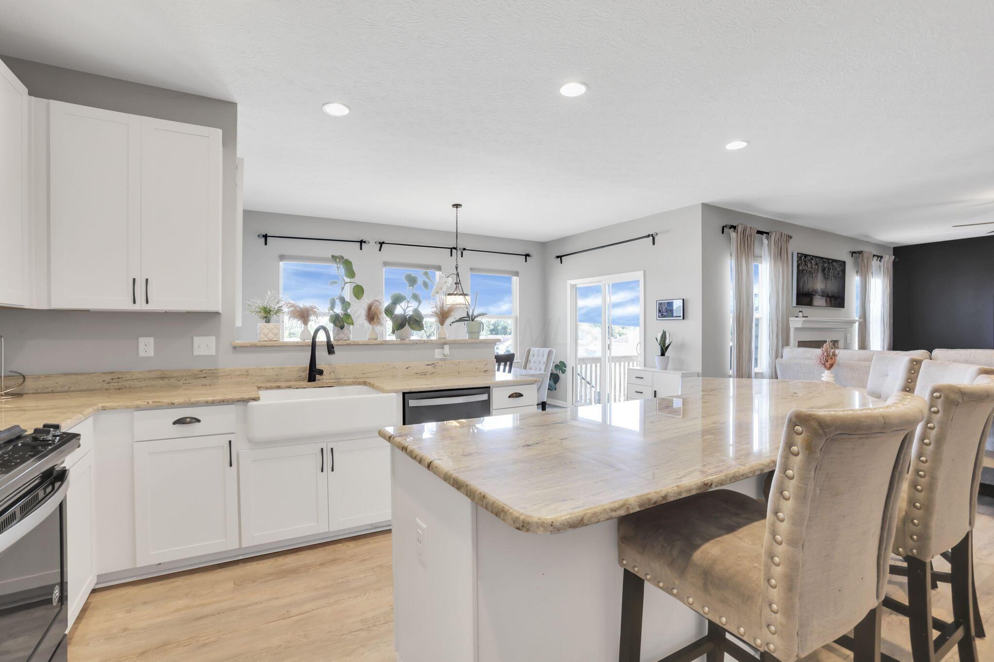 958 Thorn Hill Place Property Photo 11