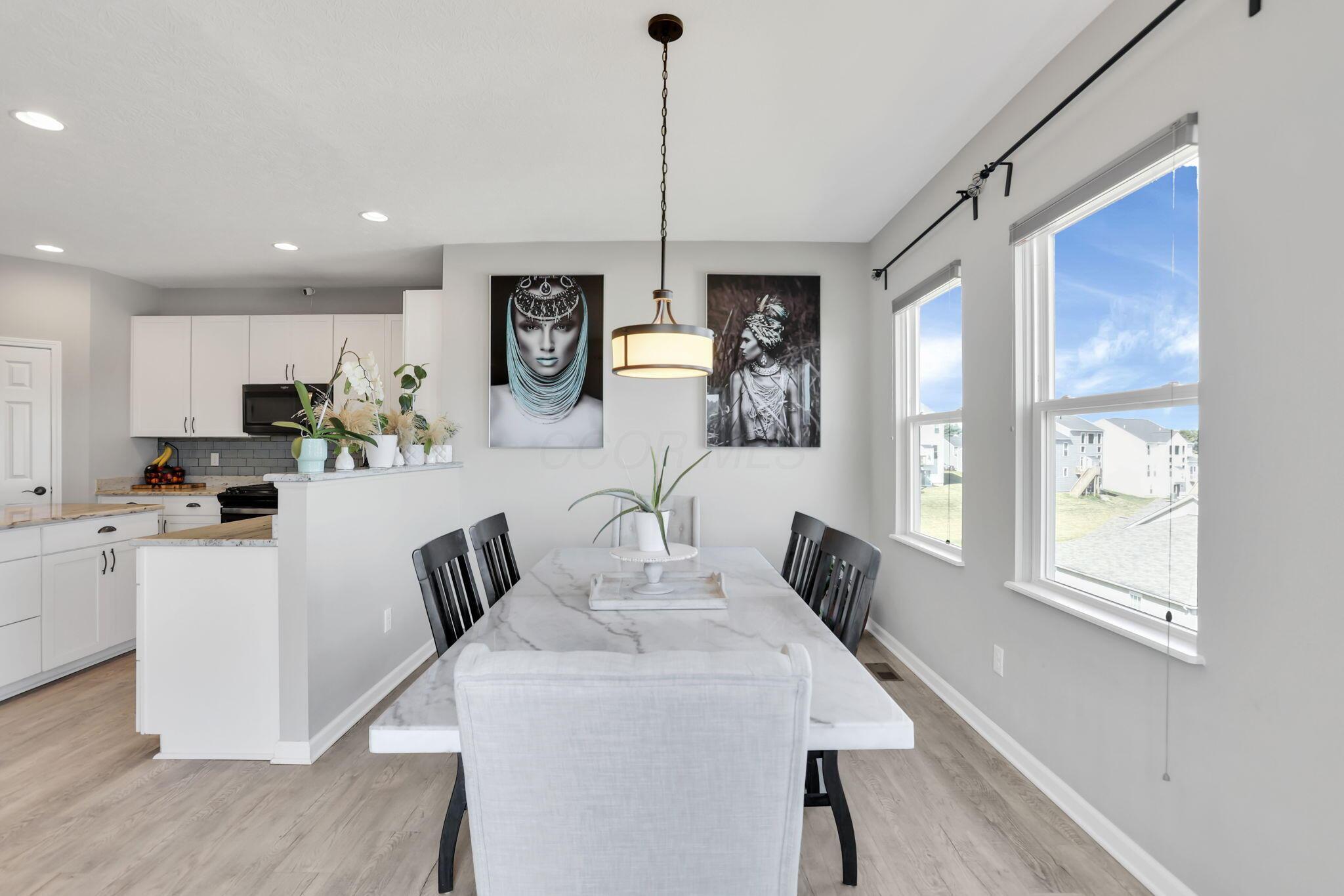 958 Thorn Hill Place Property Photo 14