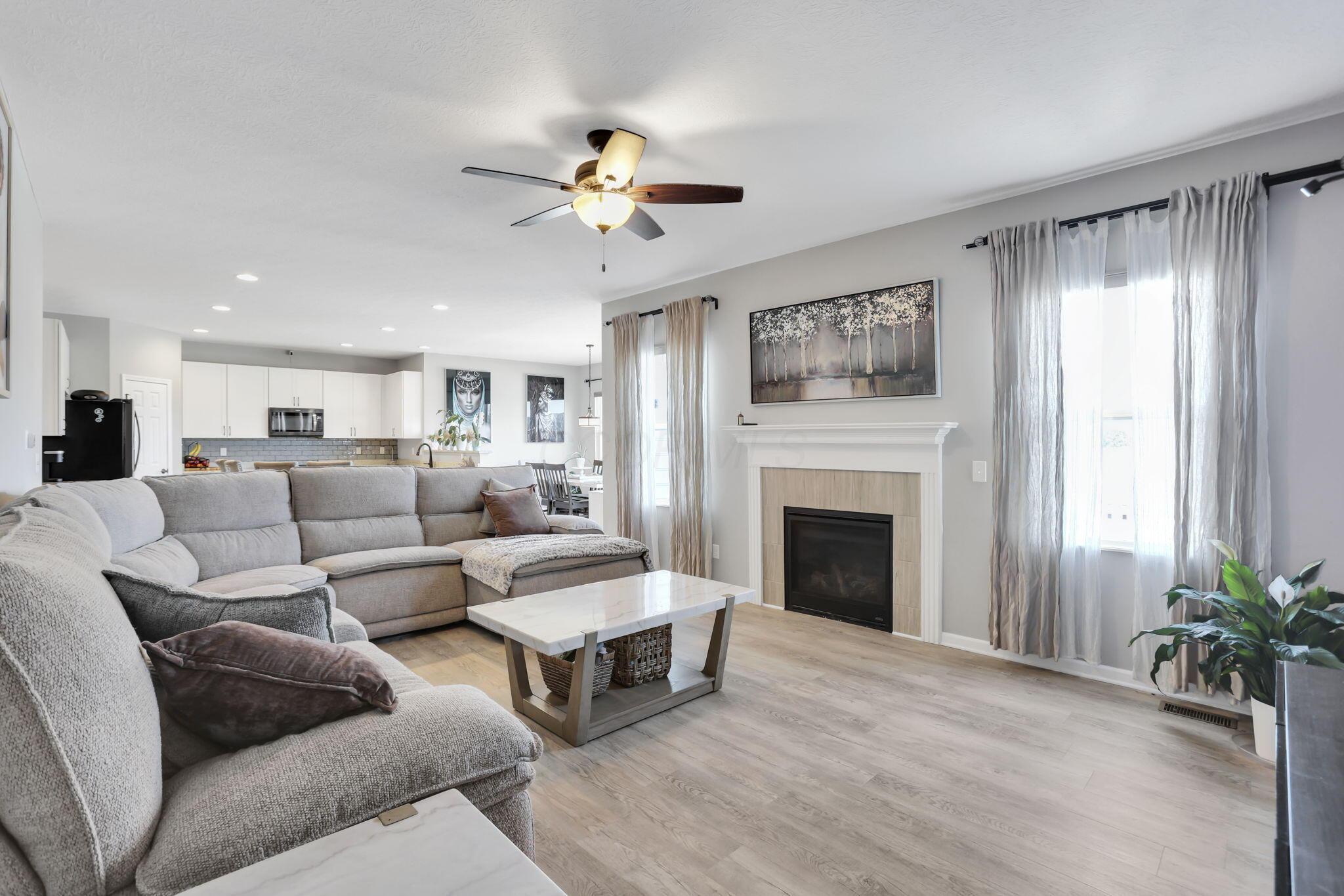 958 Thorn Hill Place Property Photo 18