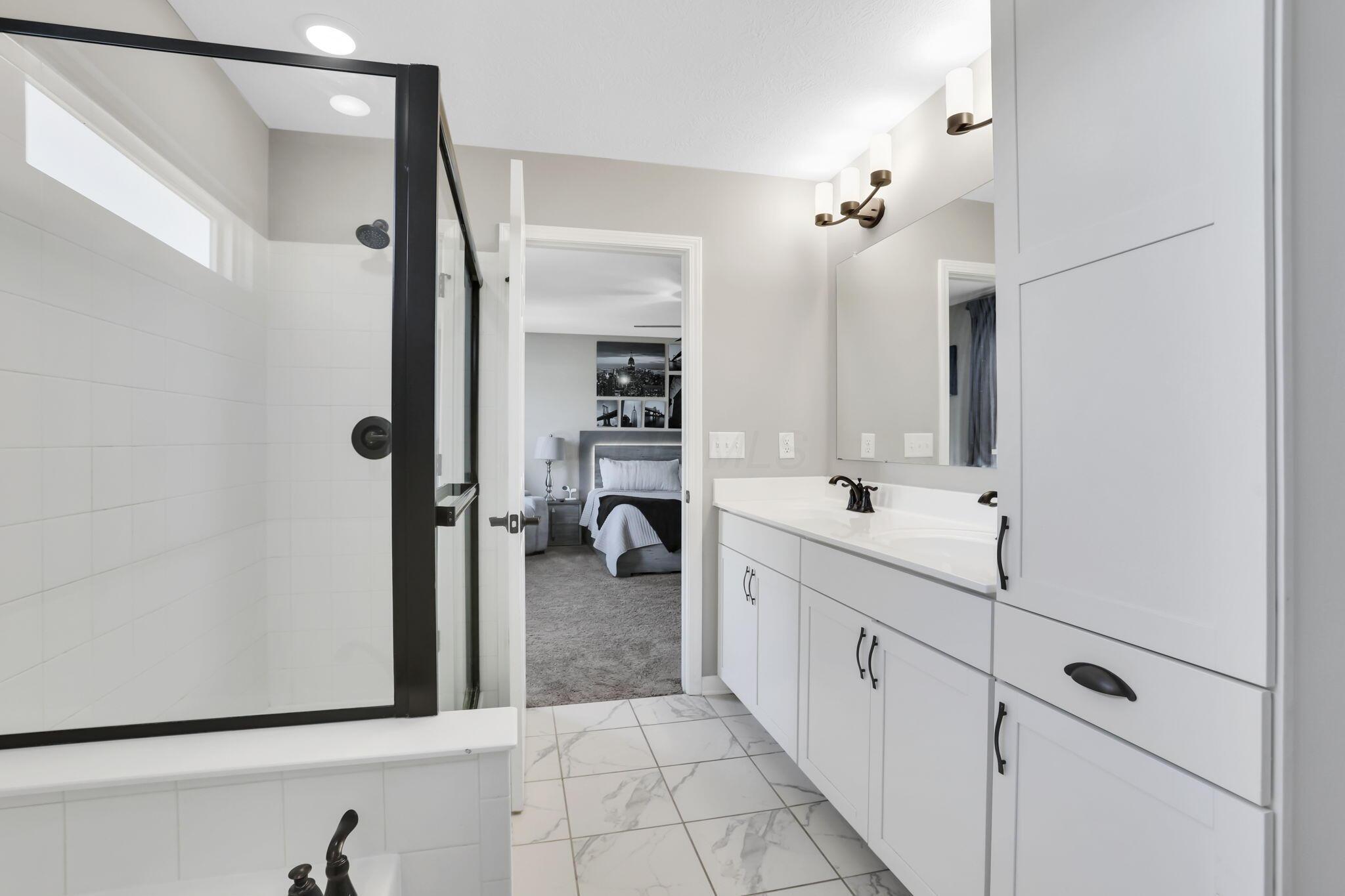 958 Thorn Hill Place Property Photo 32