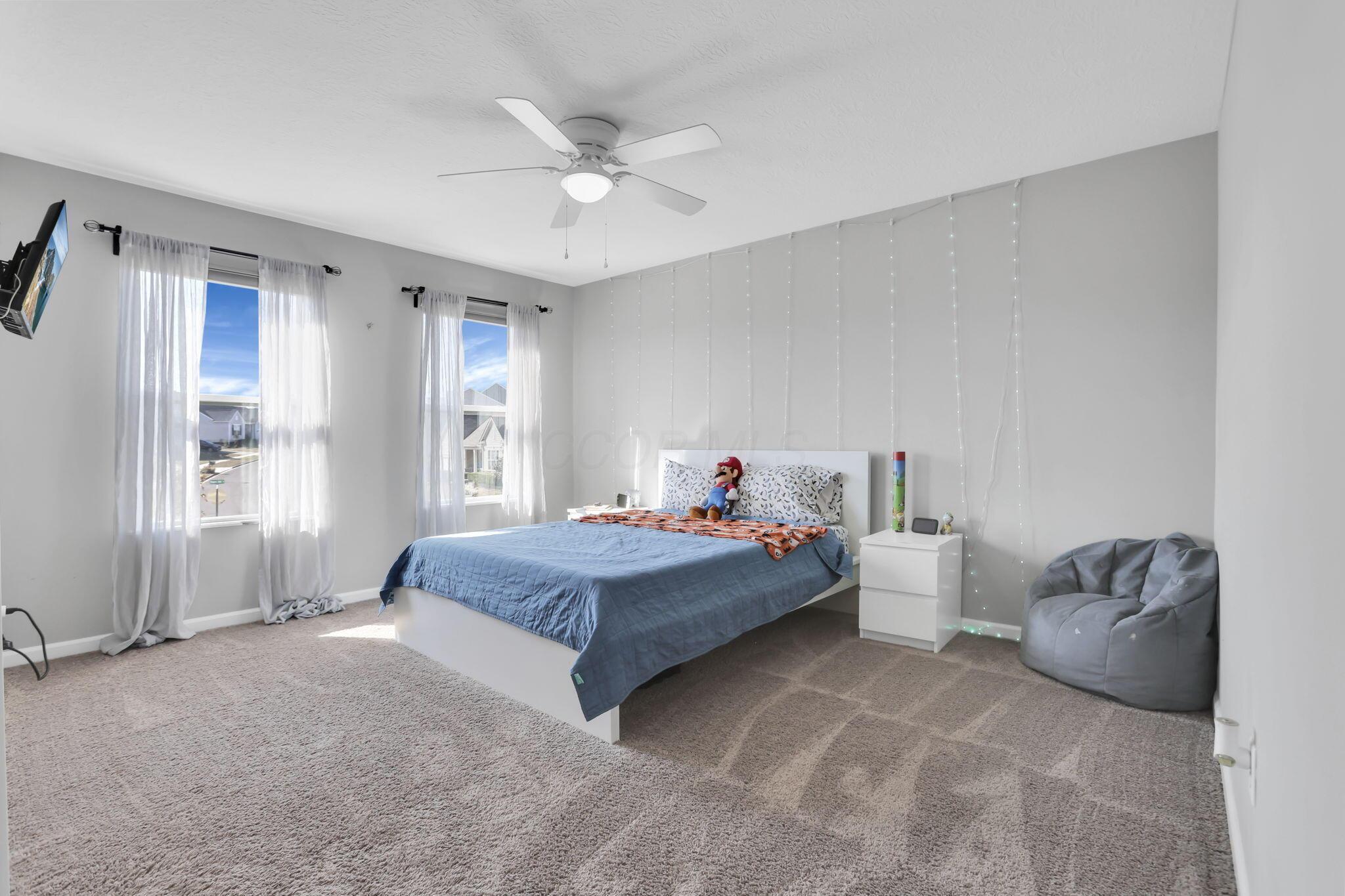 958 Thorn Hill Place Property Photo 34