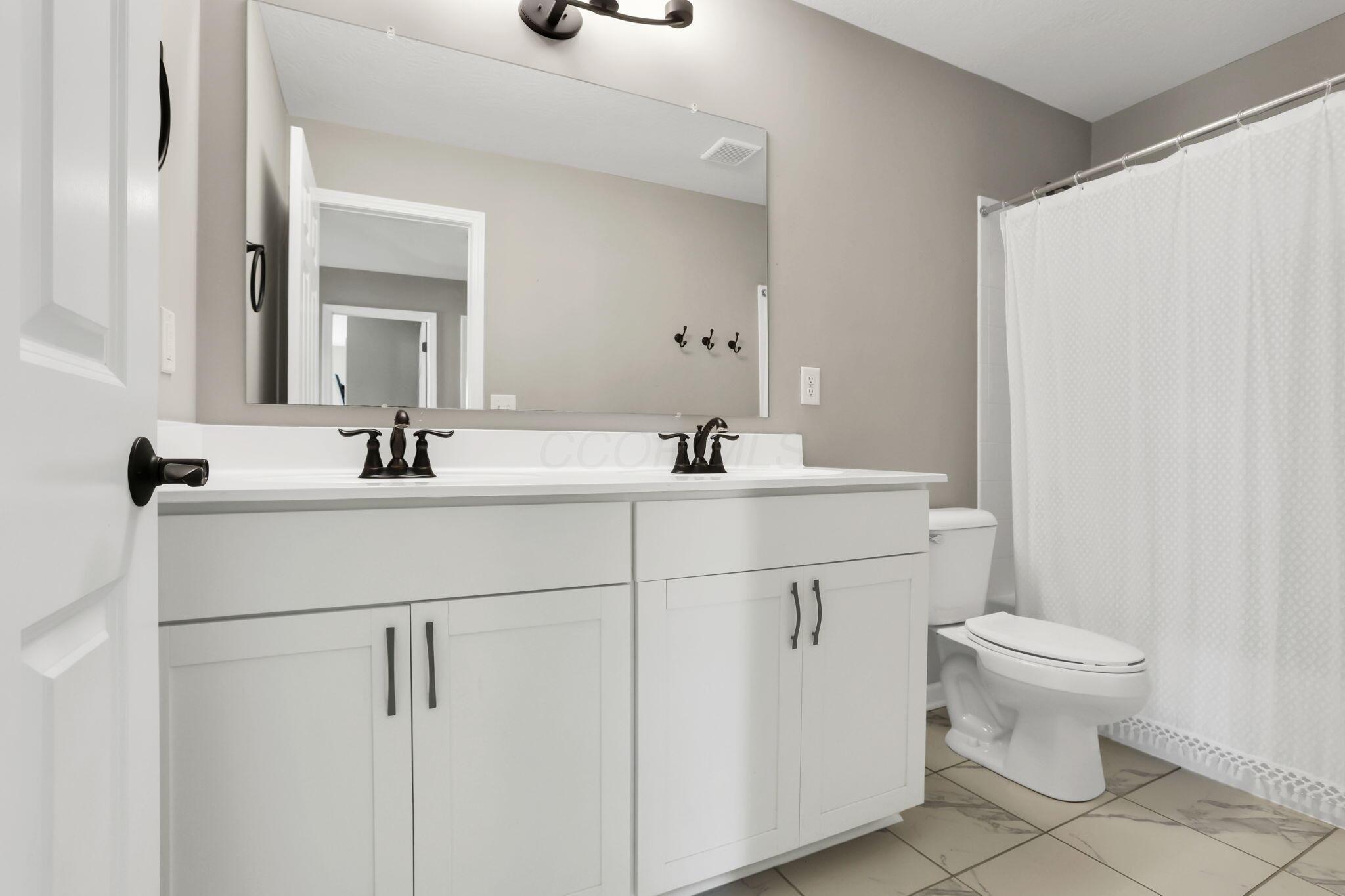 958 Thorn Hill Place Property Photo 37