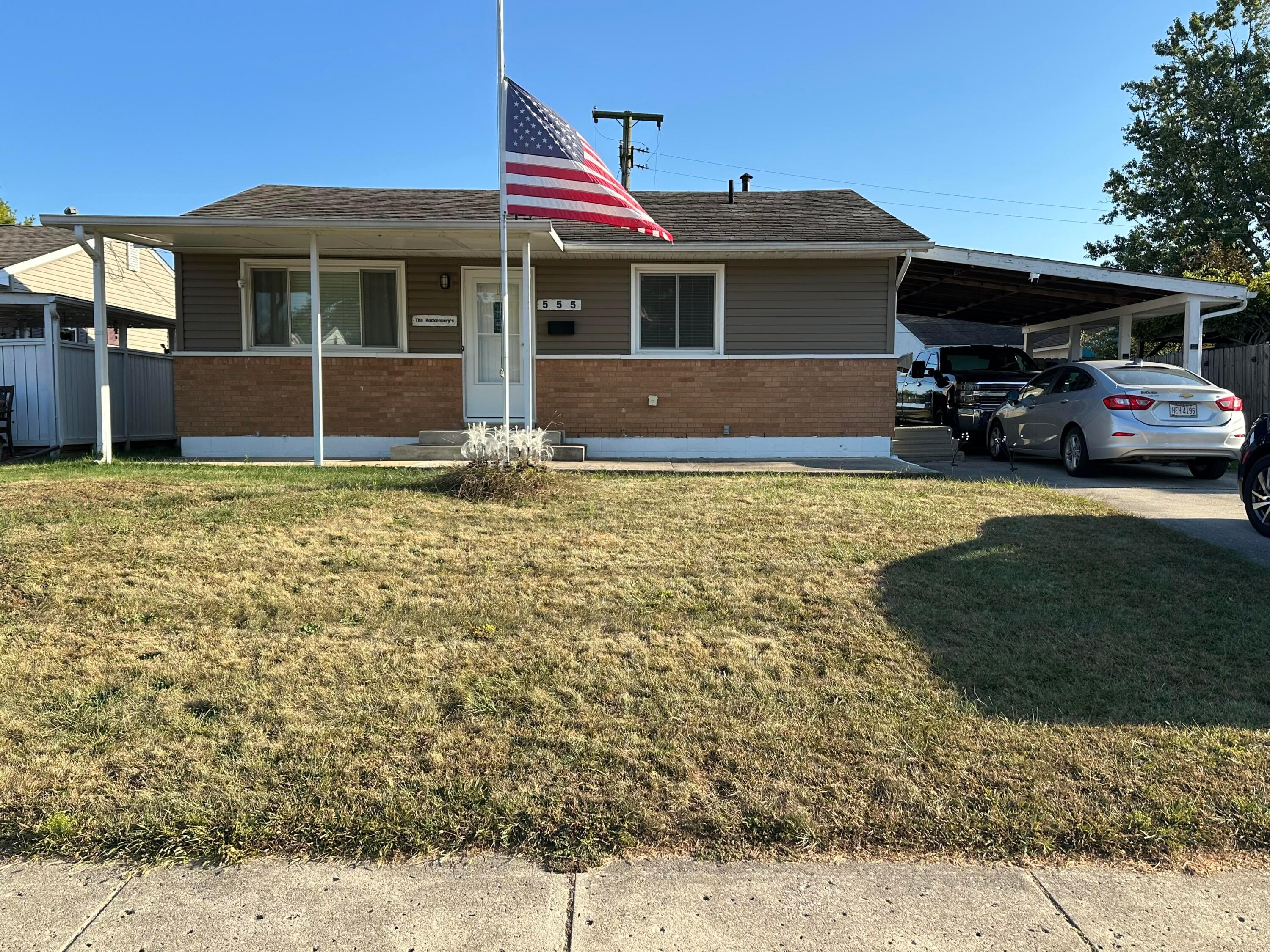 555 Kirkwood Drive Property Photo 1