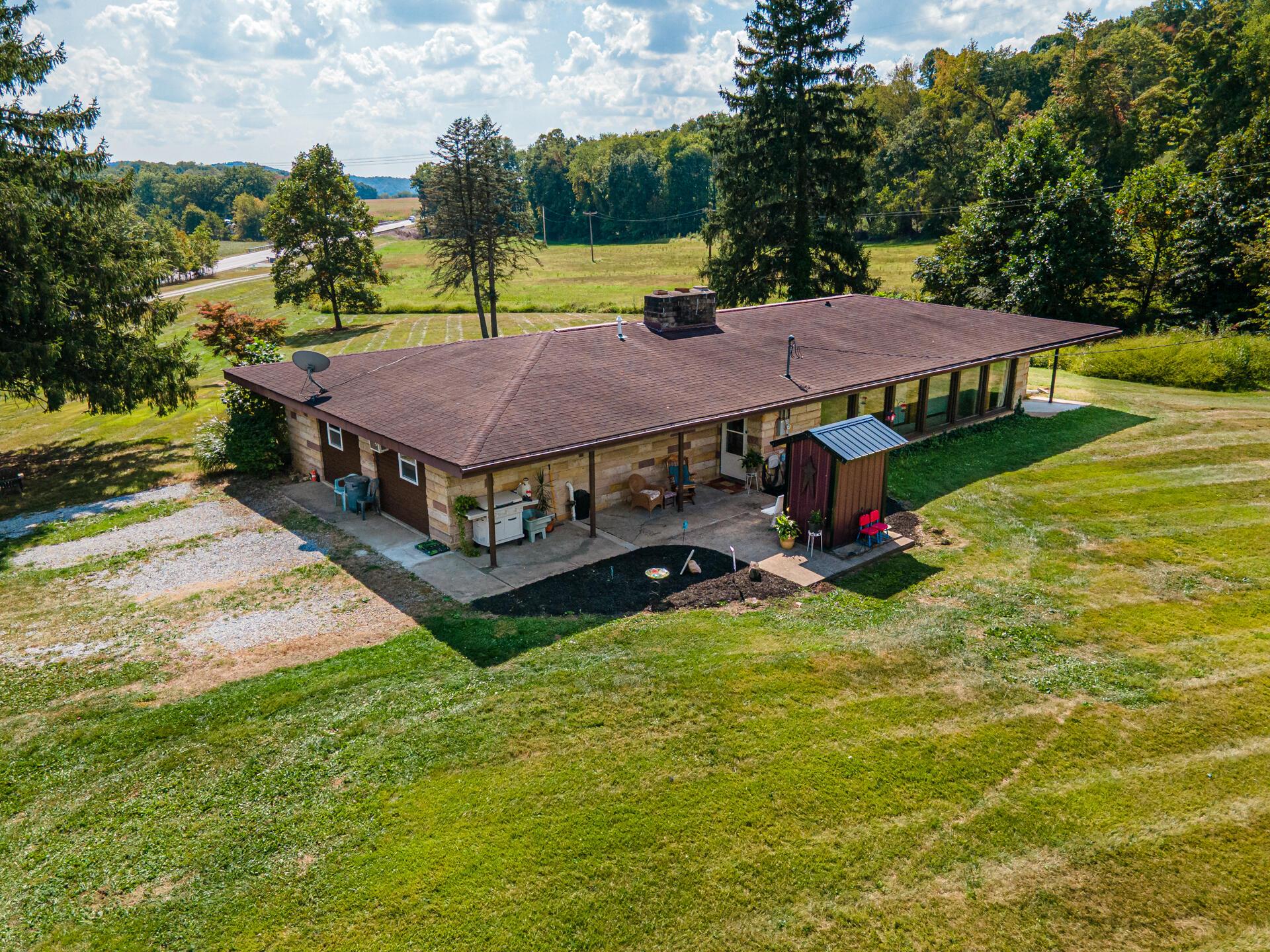 15713 State Route 16 Property Photo 3