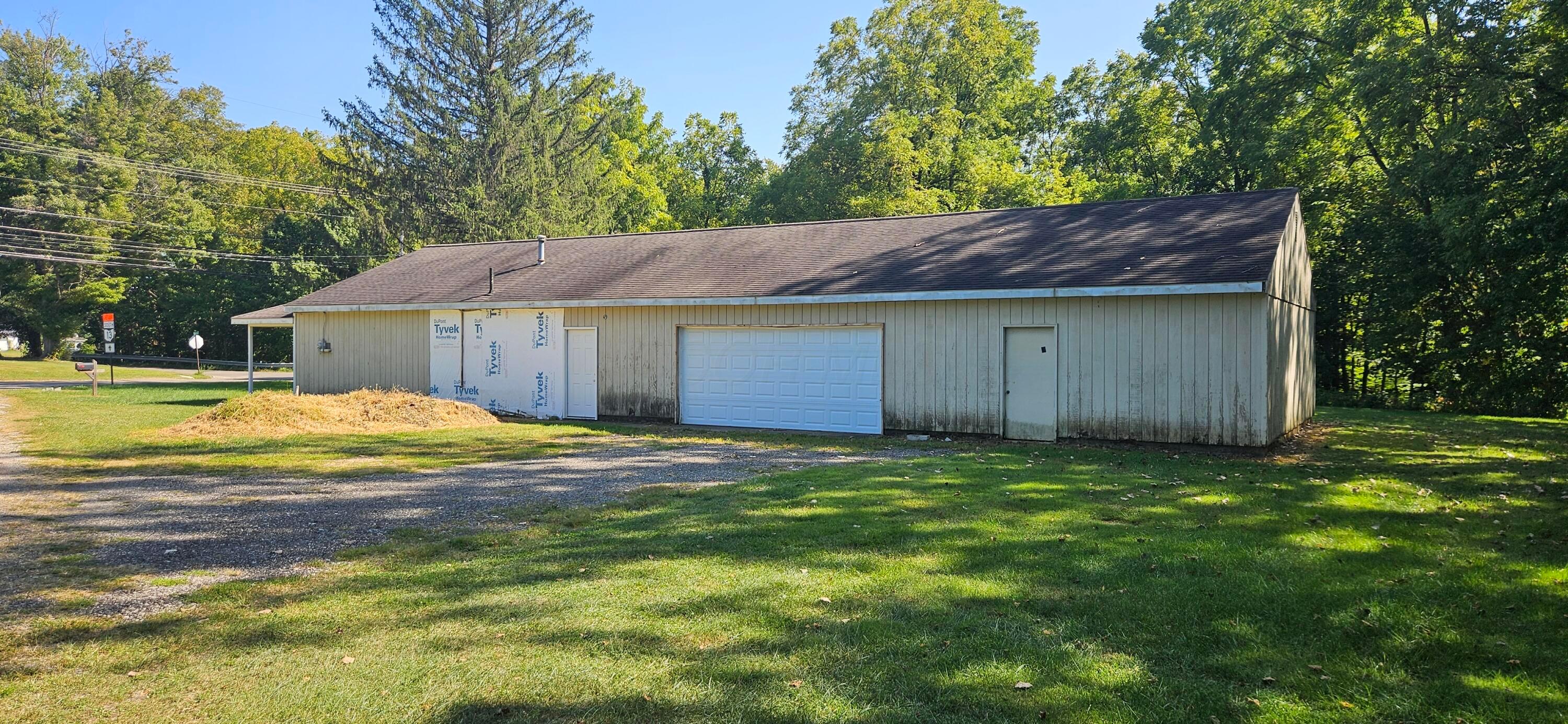 1744 S Main Street Property Photo 8