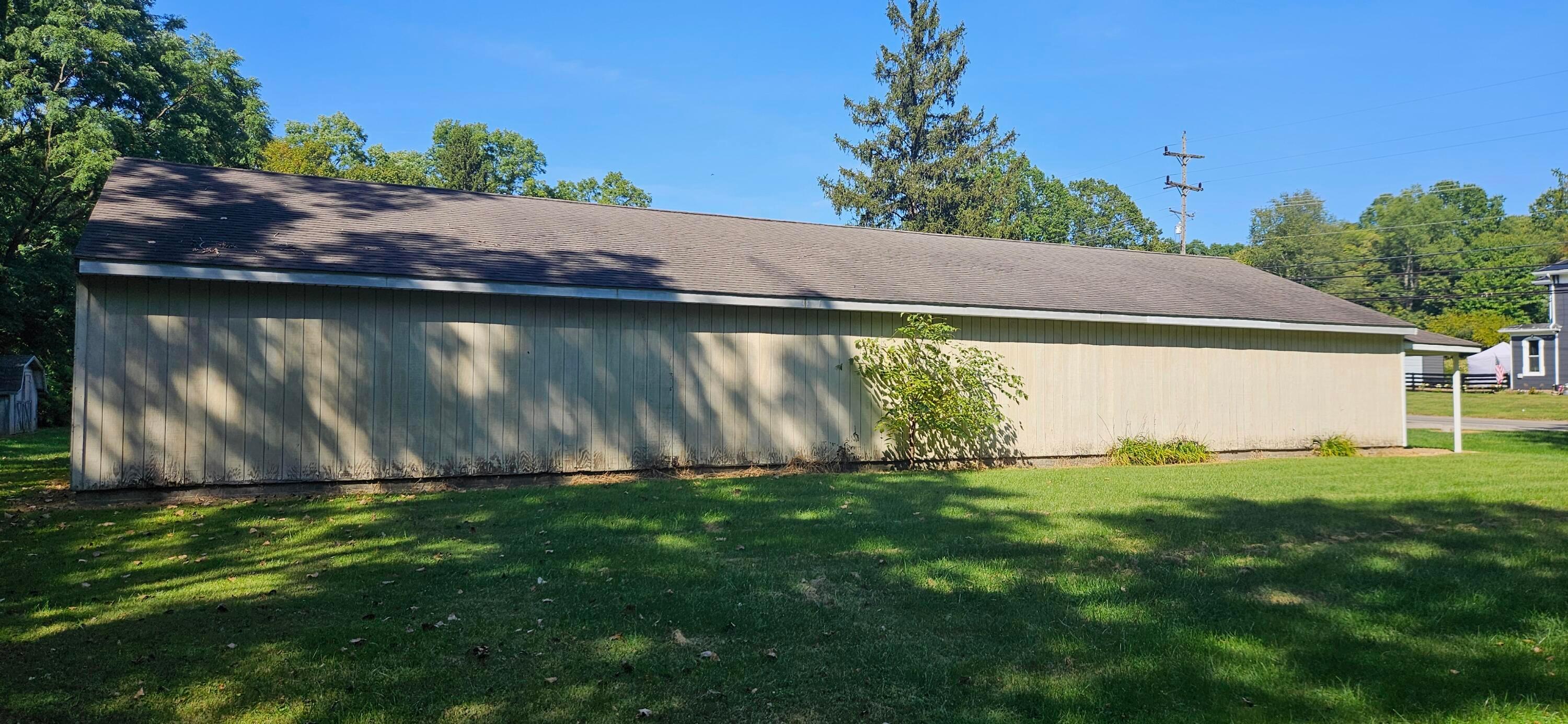 1744 S Main Street Property Photo 9