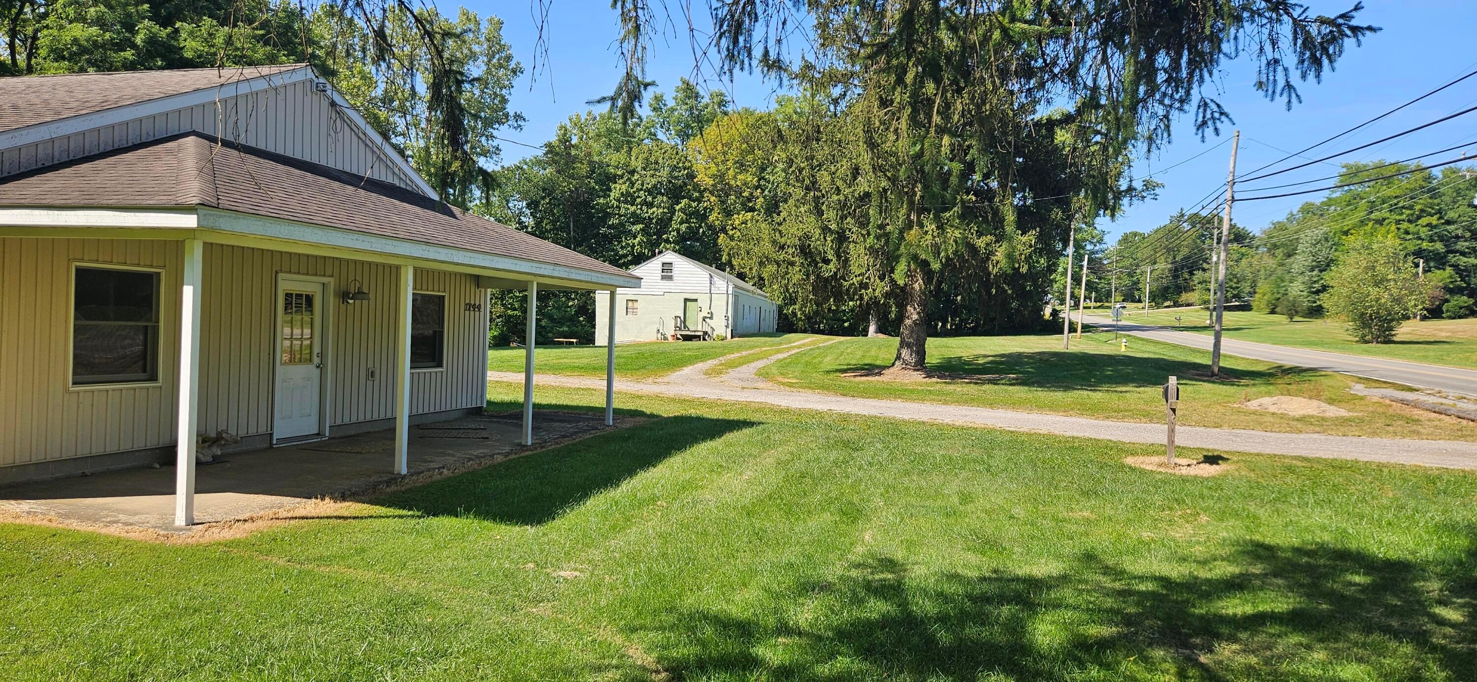 1744 S Main Street Property Photo 11