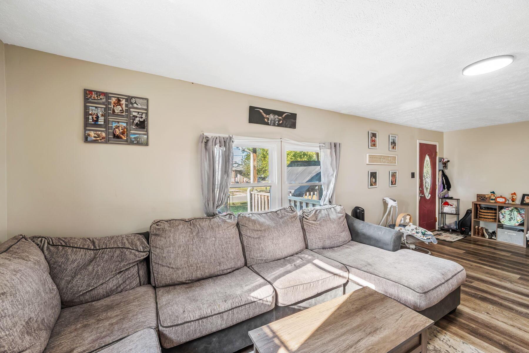 921 Adams Street Property Photo 6