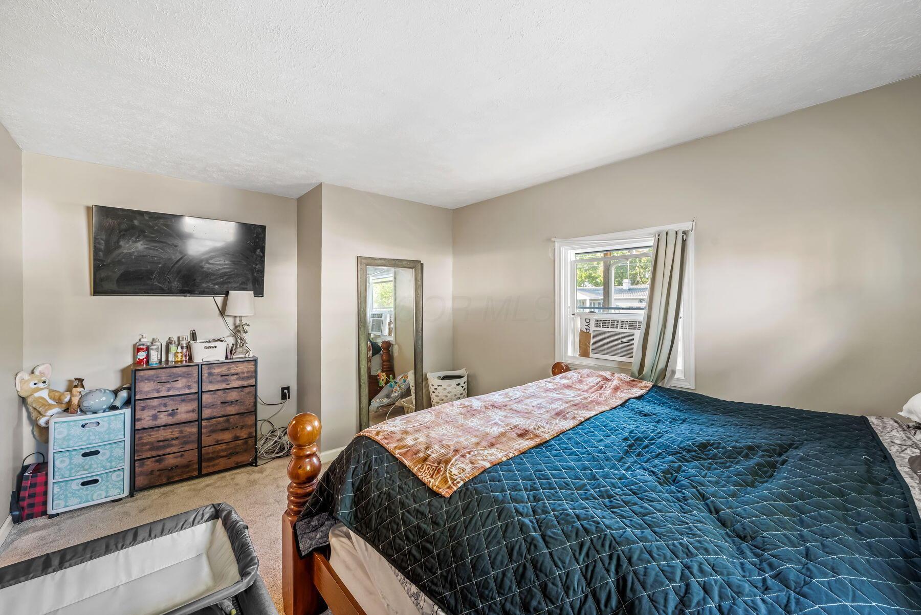 921 Adams Street Property Photo 16