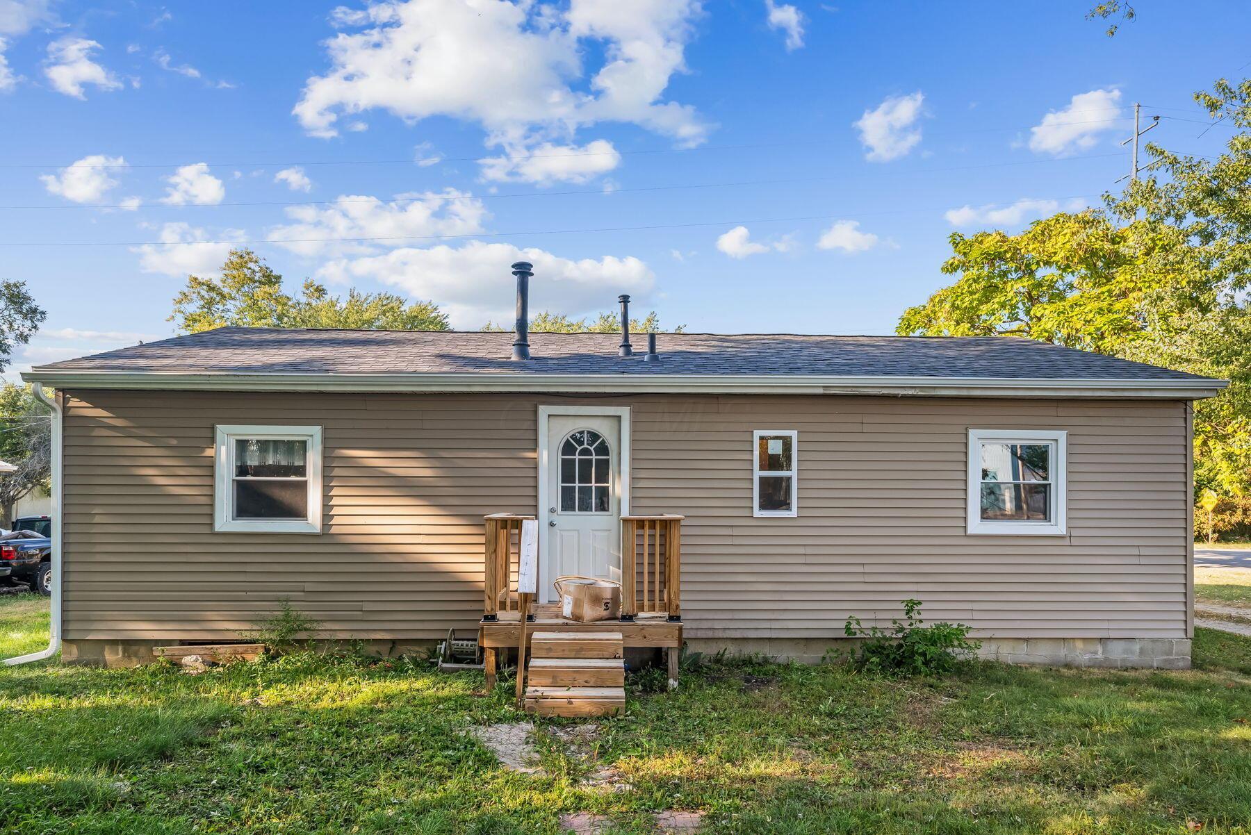 921 Adams Street Property Photo 22