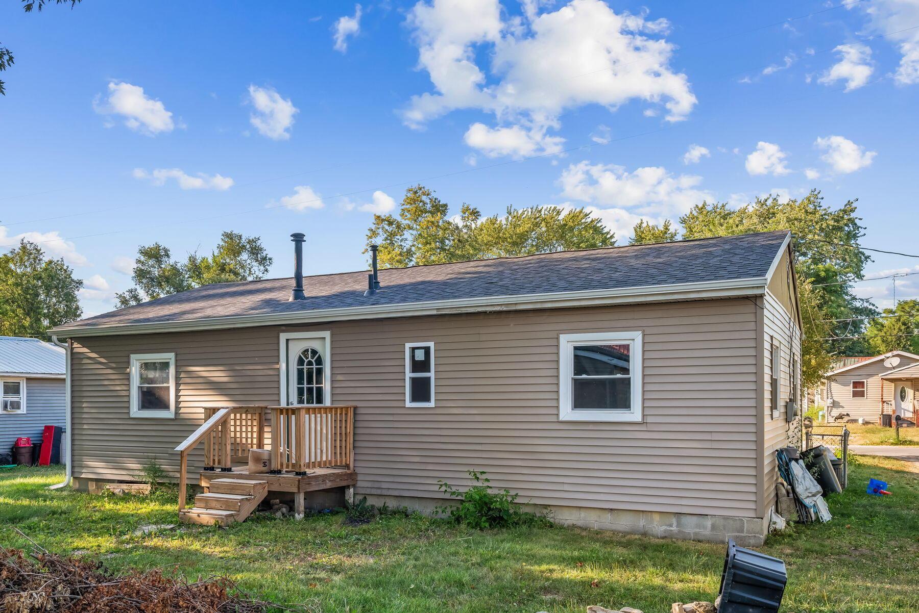 921 Adams Street Property Photo 24