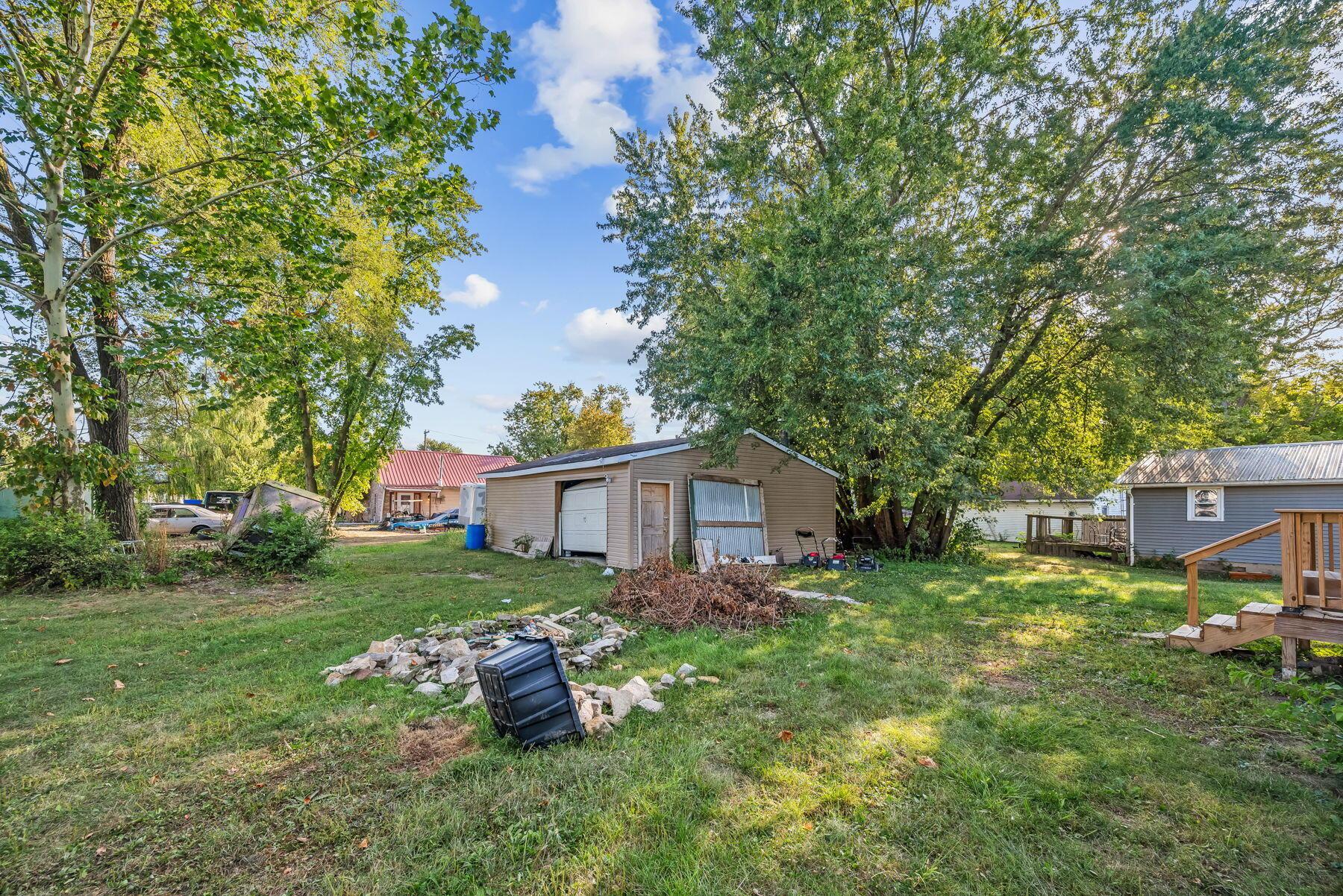 921 Adams Street Property Photo 26