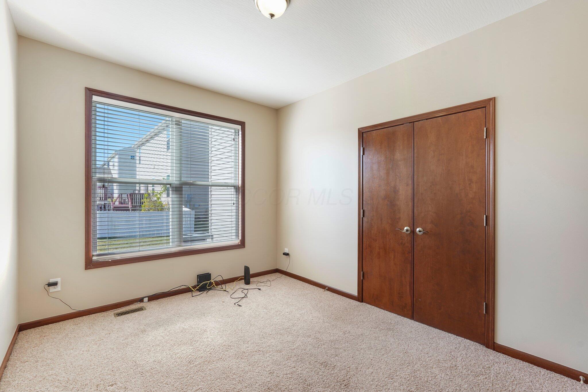 101 Stirling Way Property Photo 21